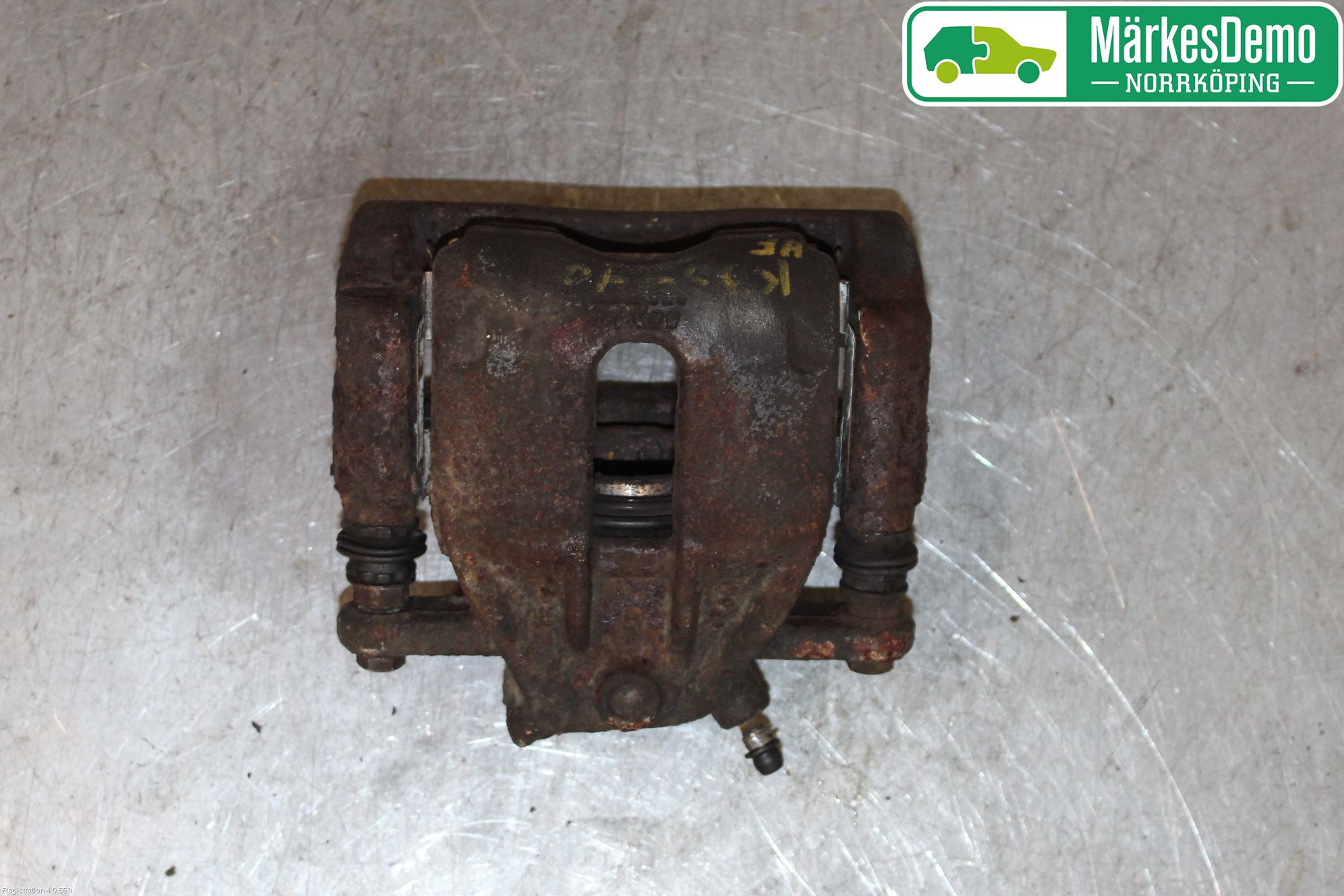 Renault CLIO III  09-12 Bromsok Fram Höger
