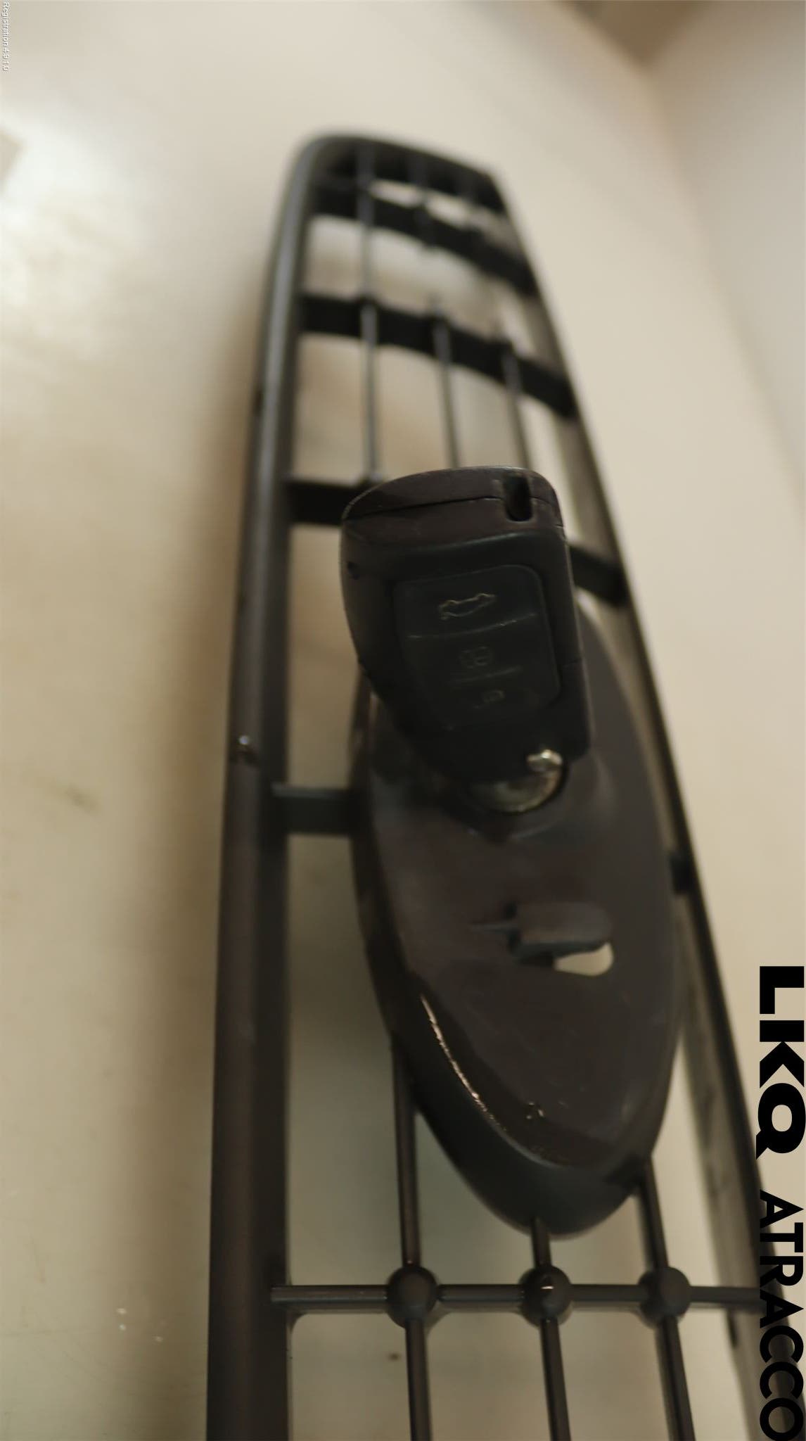 Ford FOCUS 08-11 Grill-Galler