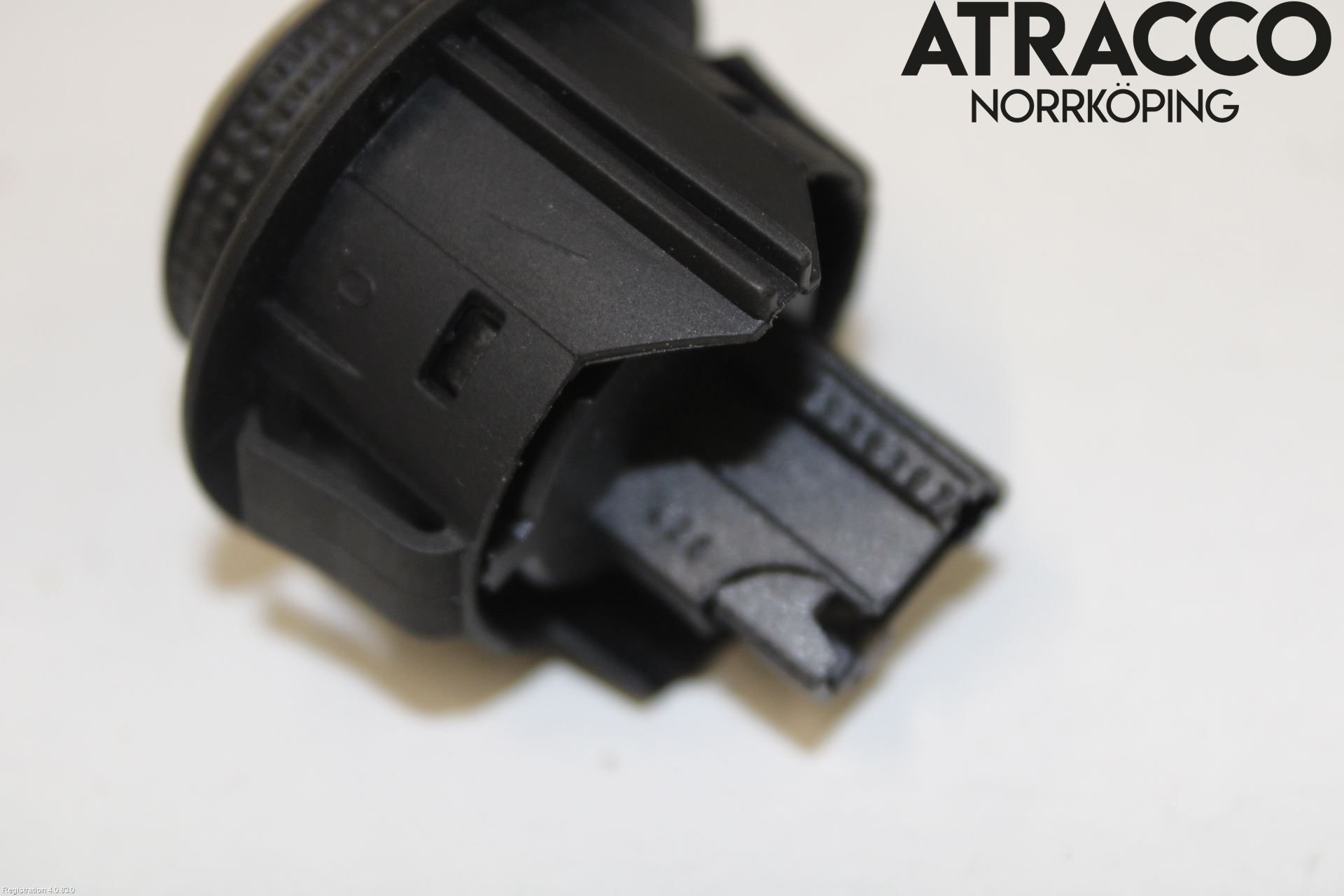 Opel INSIGNIA 09-16 Strömställare Baklucka