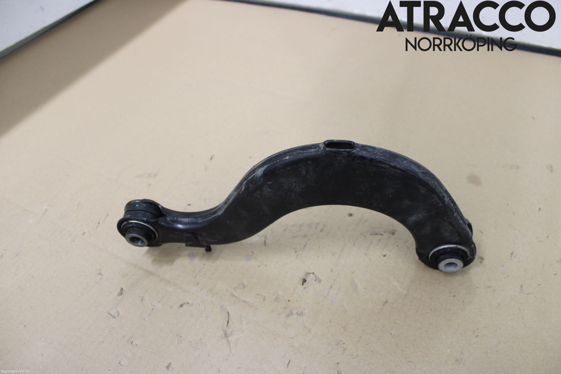 Audi Q2/SQ2 17- Bärarm Bak Övre Vänster