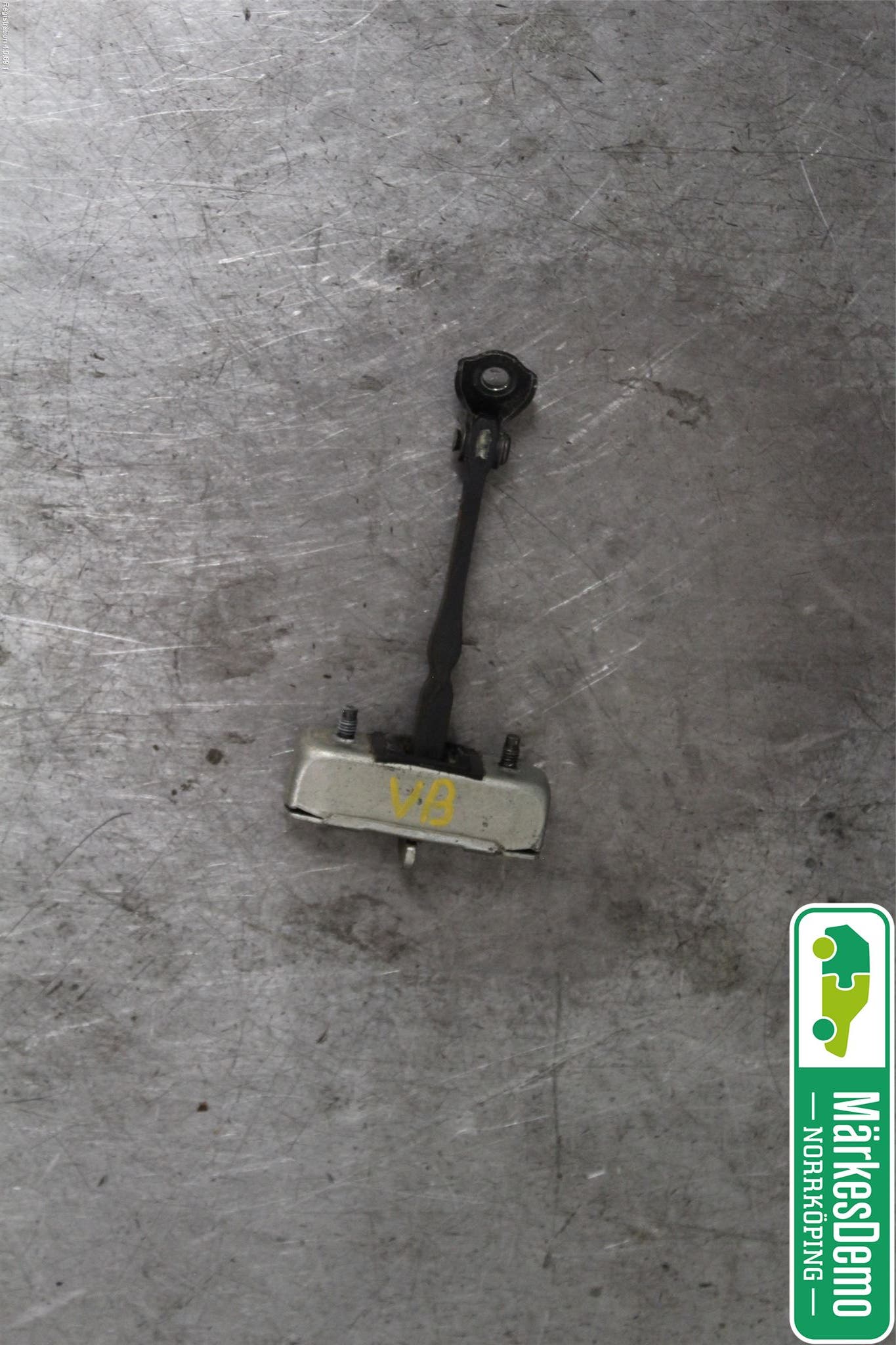 Toyota AURIS 10-12 Dörrstopp