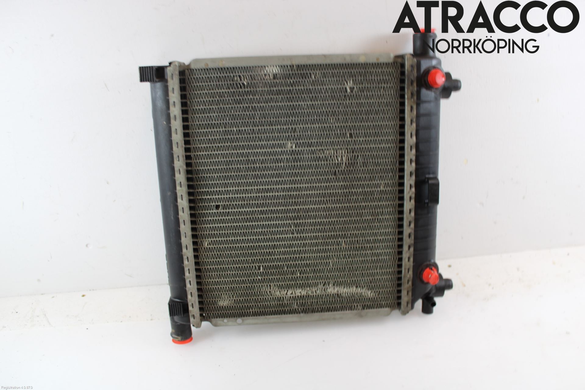 Mercedes-Benz MB 190    (W201) 82-93 Kylare Aut