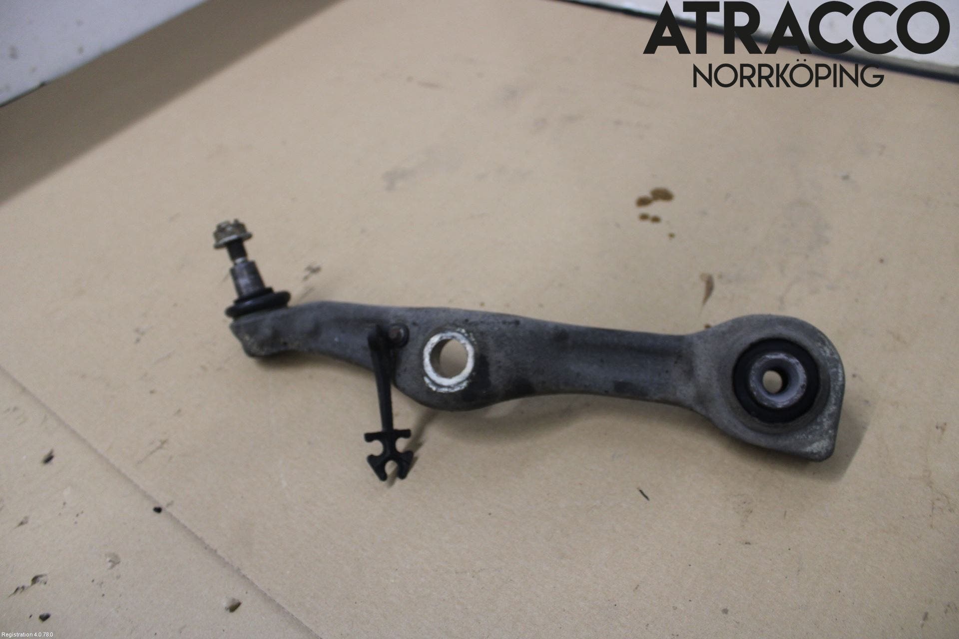 Mercedes-Benz MB S-KLASS (W221) 05-13 Bärarm Fram Undre Vä