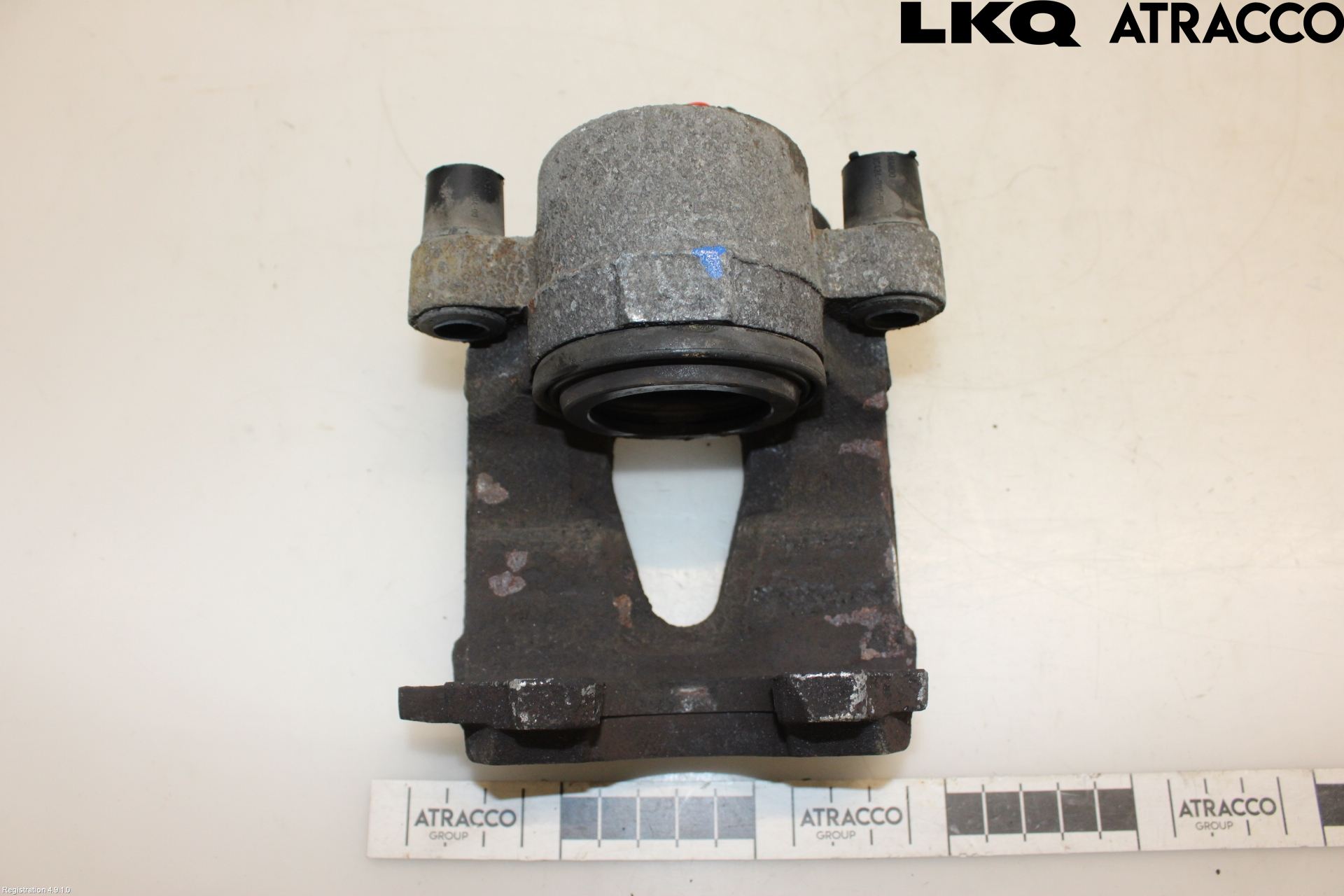 Skoda SCALA 19- Bromsok Fram Höger