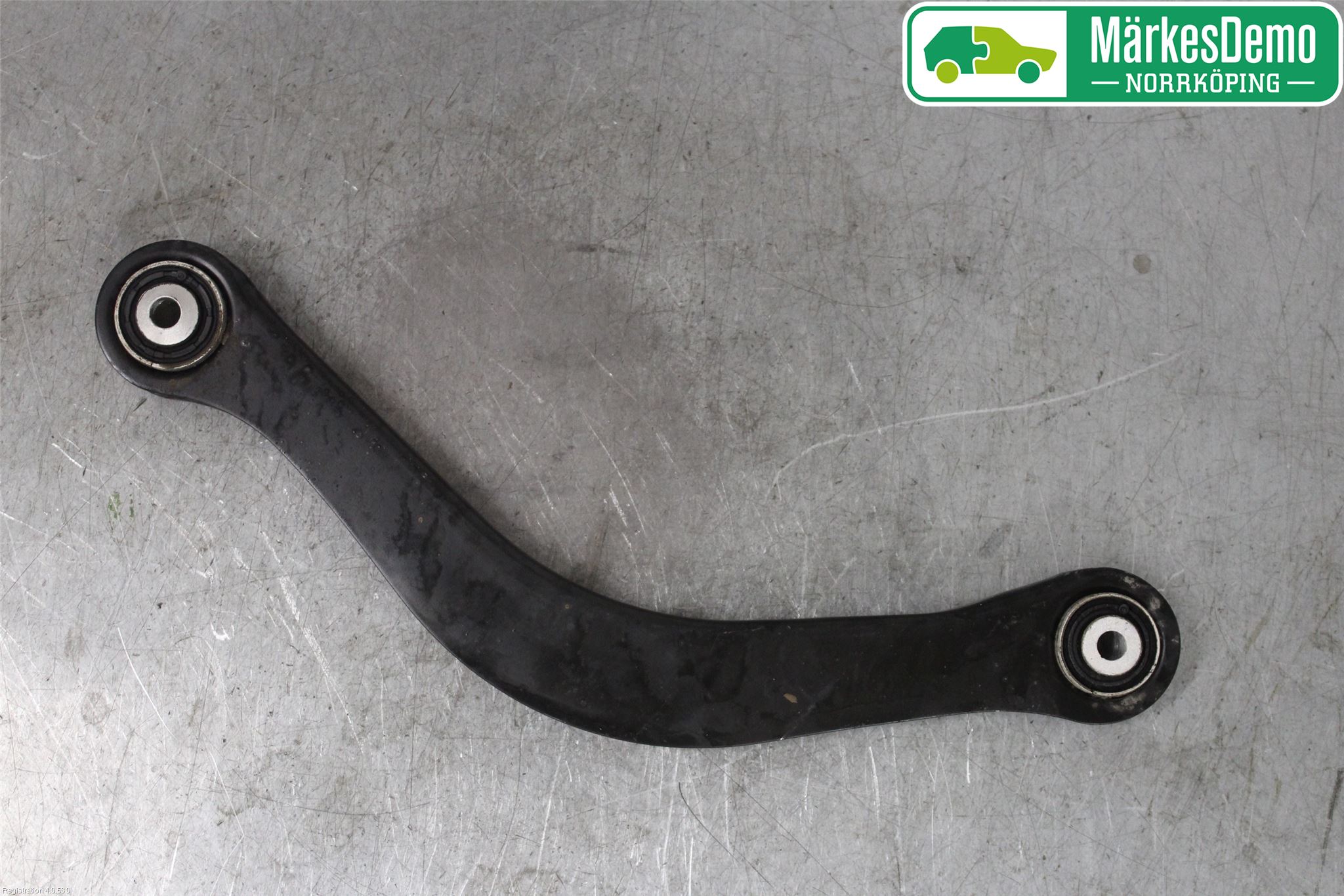Audi A4/S4 B9 16-19 Bärarm Bak Övre Höger