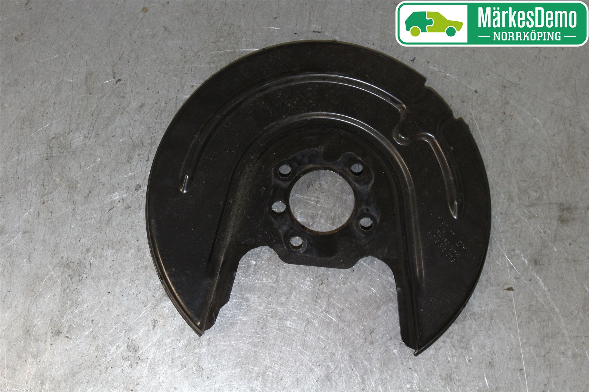 Volkswagen VW GOLF / E-GOLF VII 13-20 Bromssköld Bak