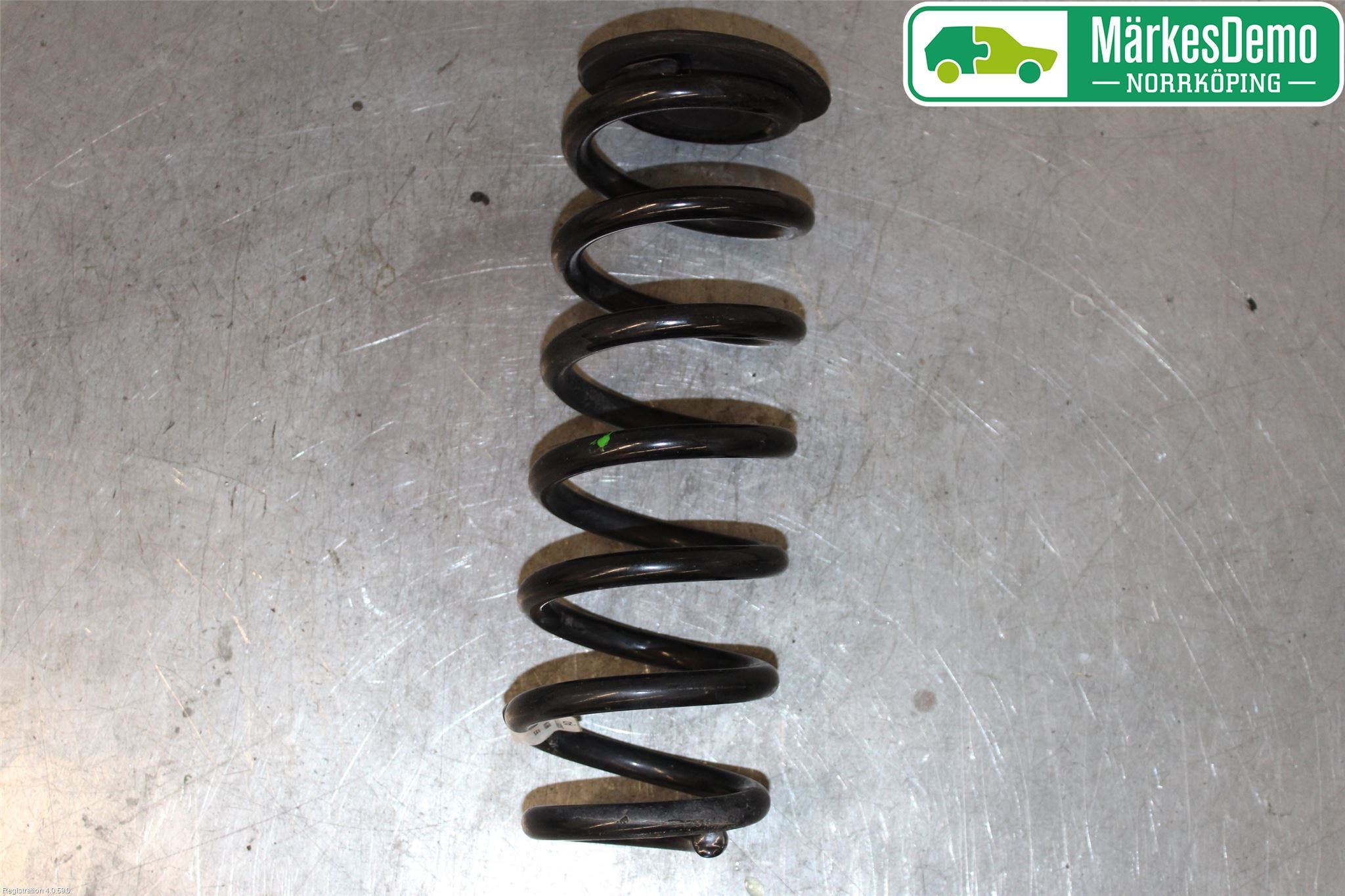 Skoda SUPERB 16-24 Fjäder Bak