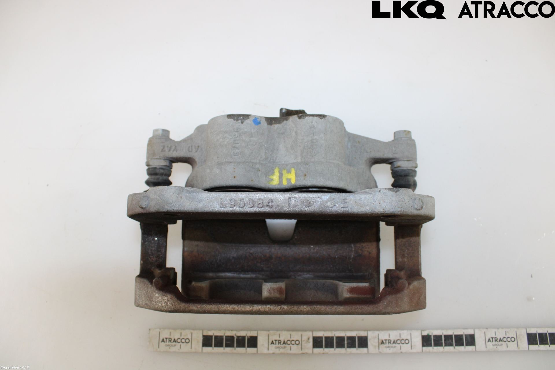 Audi Q4 E-TRON FZ 22- Bromsok Fram Höger