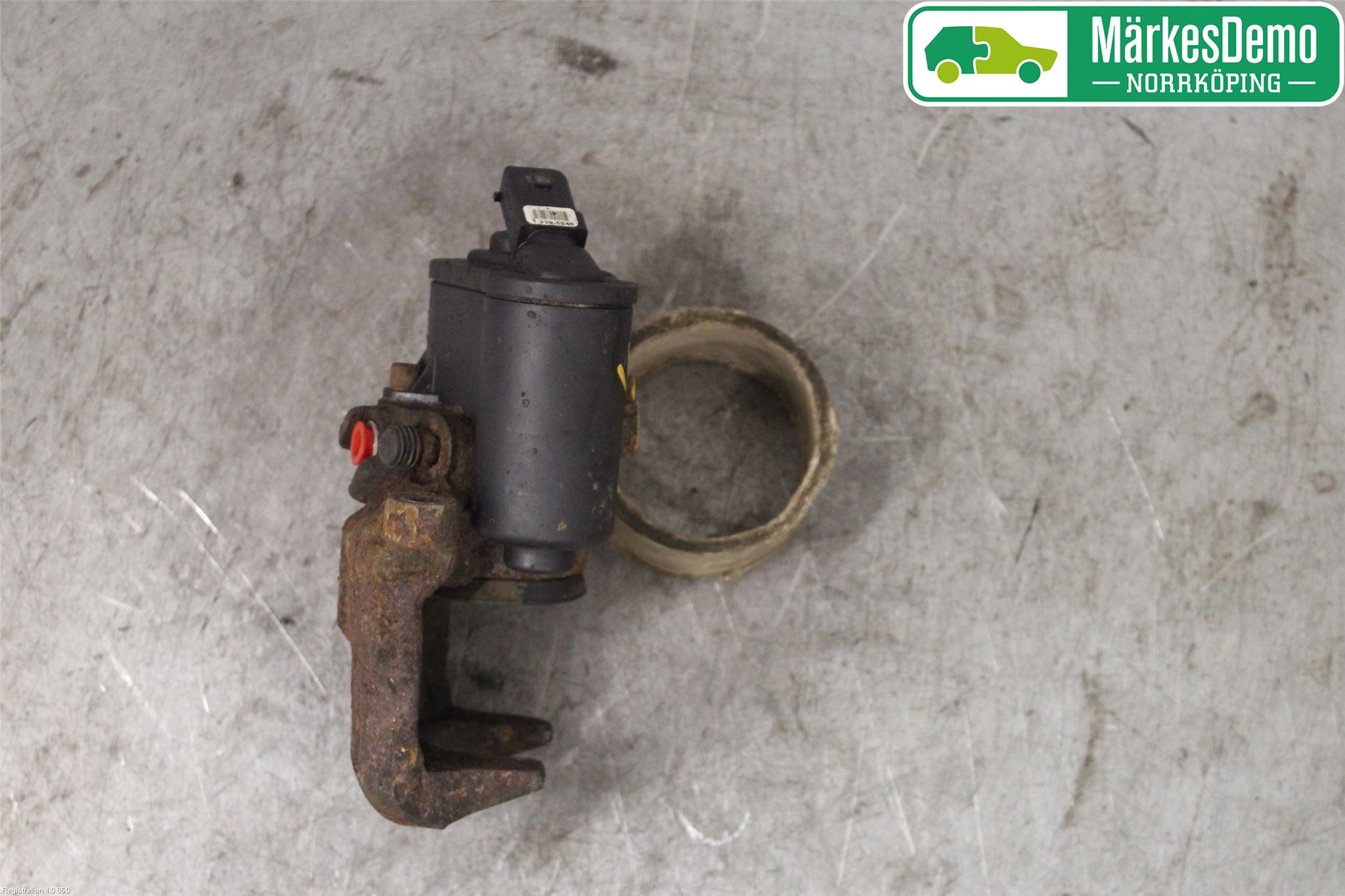 Volkswagen VW PASSAT 11-14 Bromsok Bak Vänster