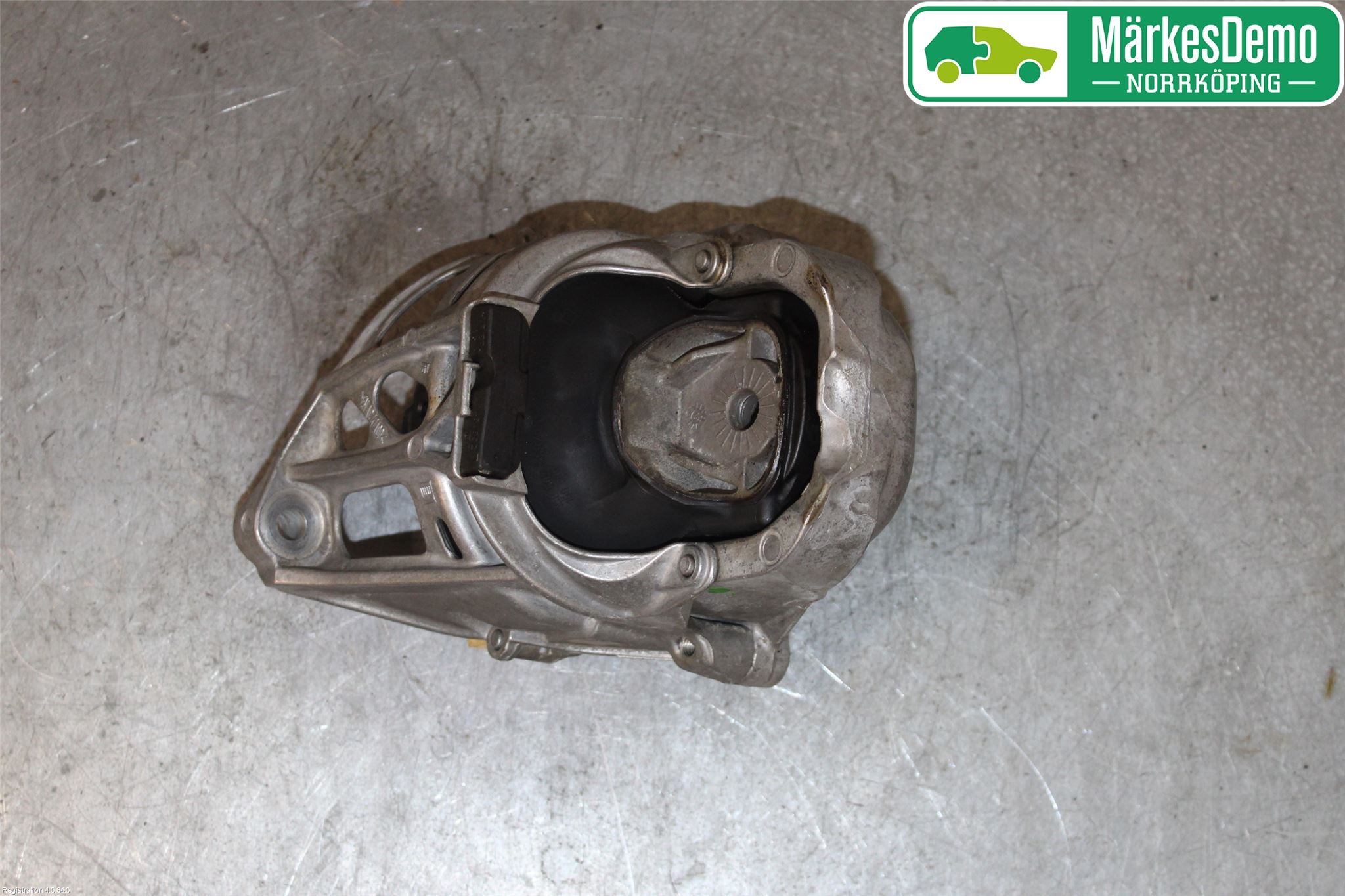 Audi A6 F2/C8 19- Motorkudde