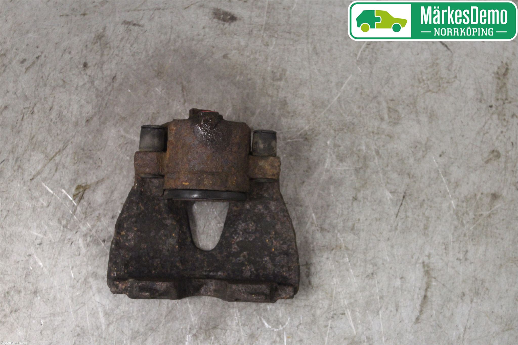 Saab 9-5     06-10 Bromsok Fram Vänster