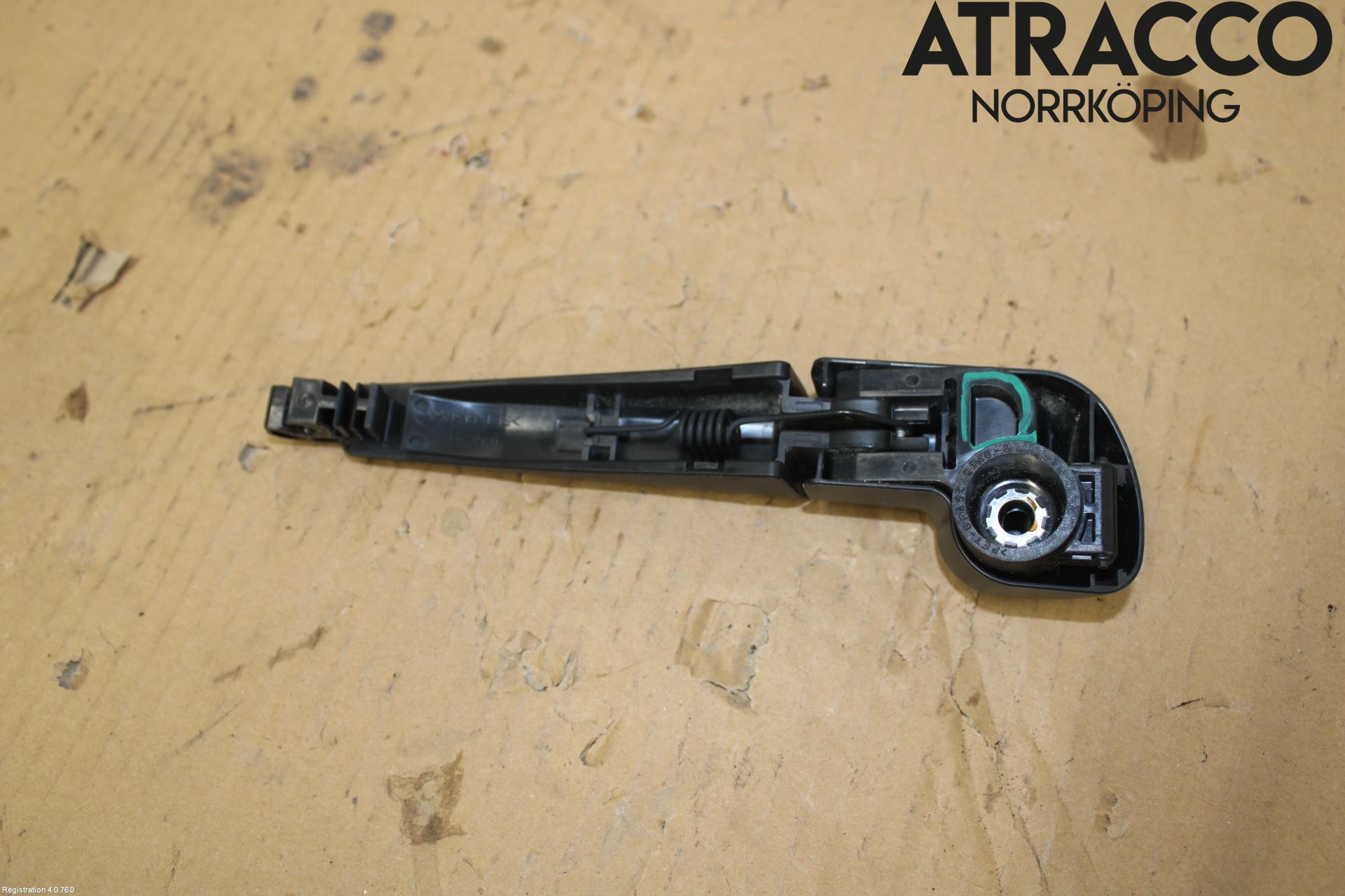 Lexus CT 200h Torkararm-Bakruta