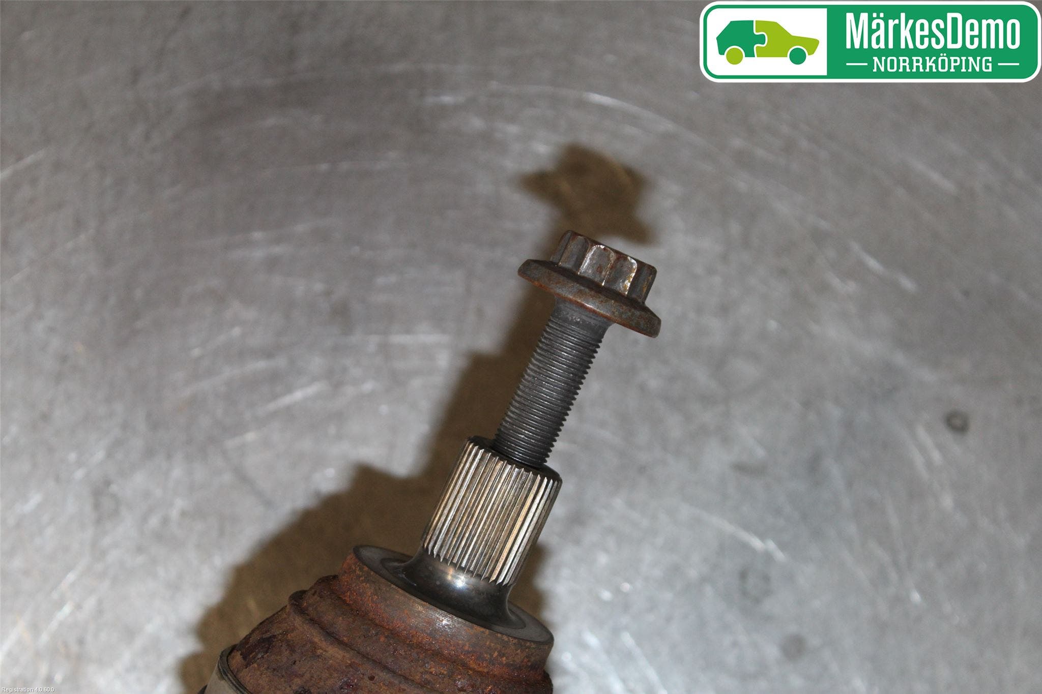 Volkswagen VW GOLF / E-GOLF VII 13-20 Drivaxel Fram Vänster