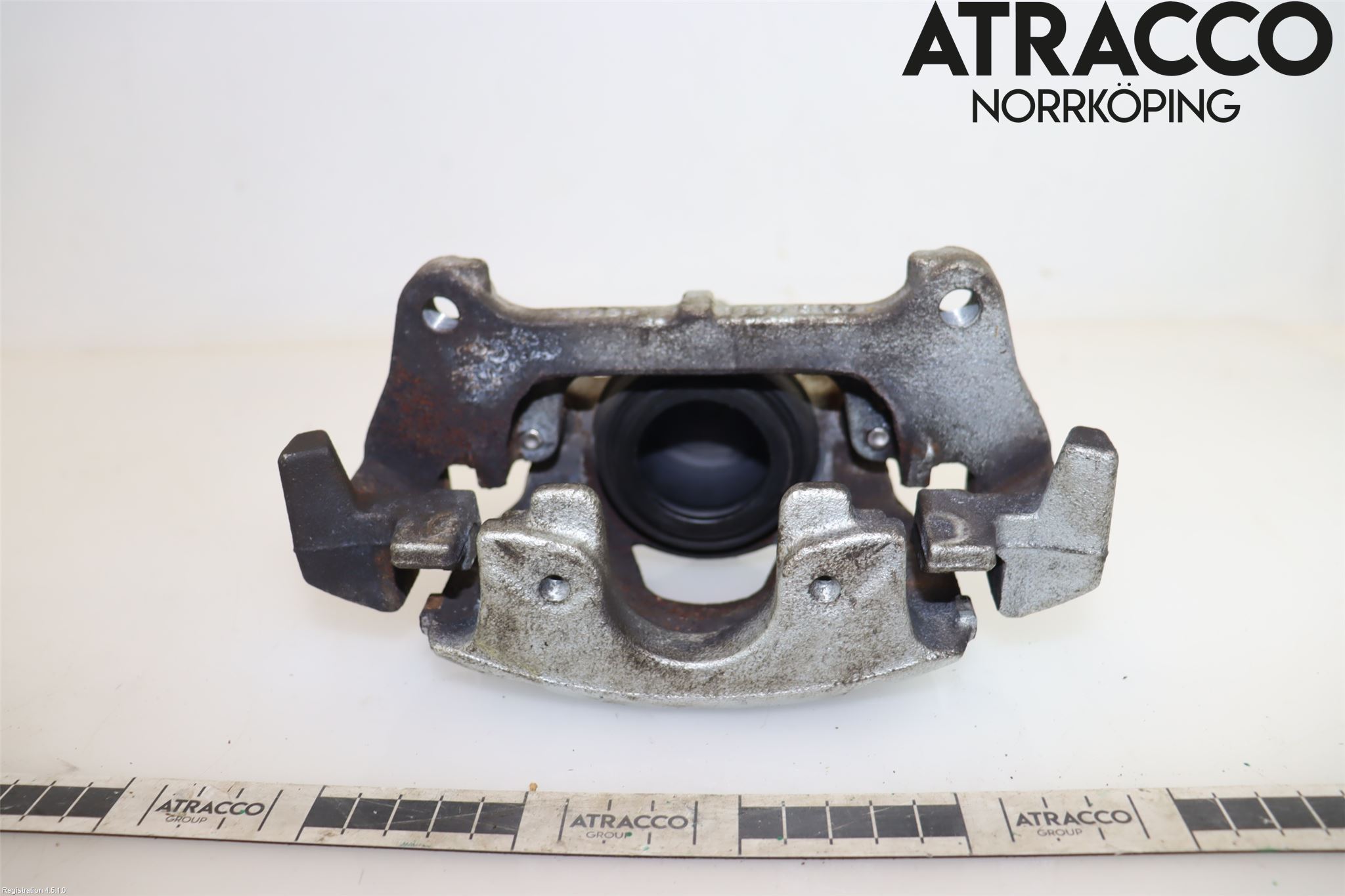 Toyota YARIS XP21 20- Bromsok Fram Höger