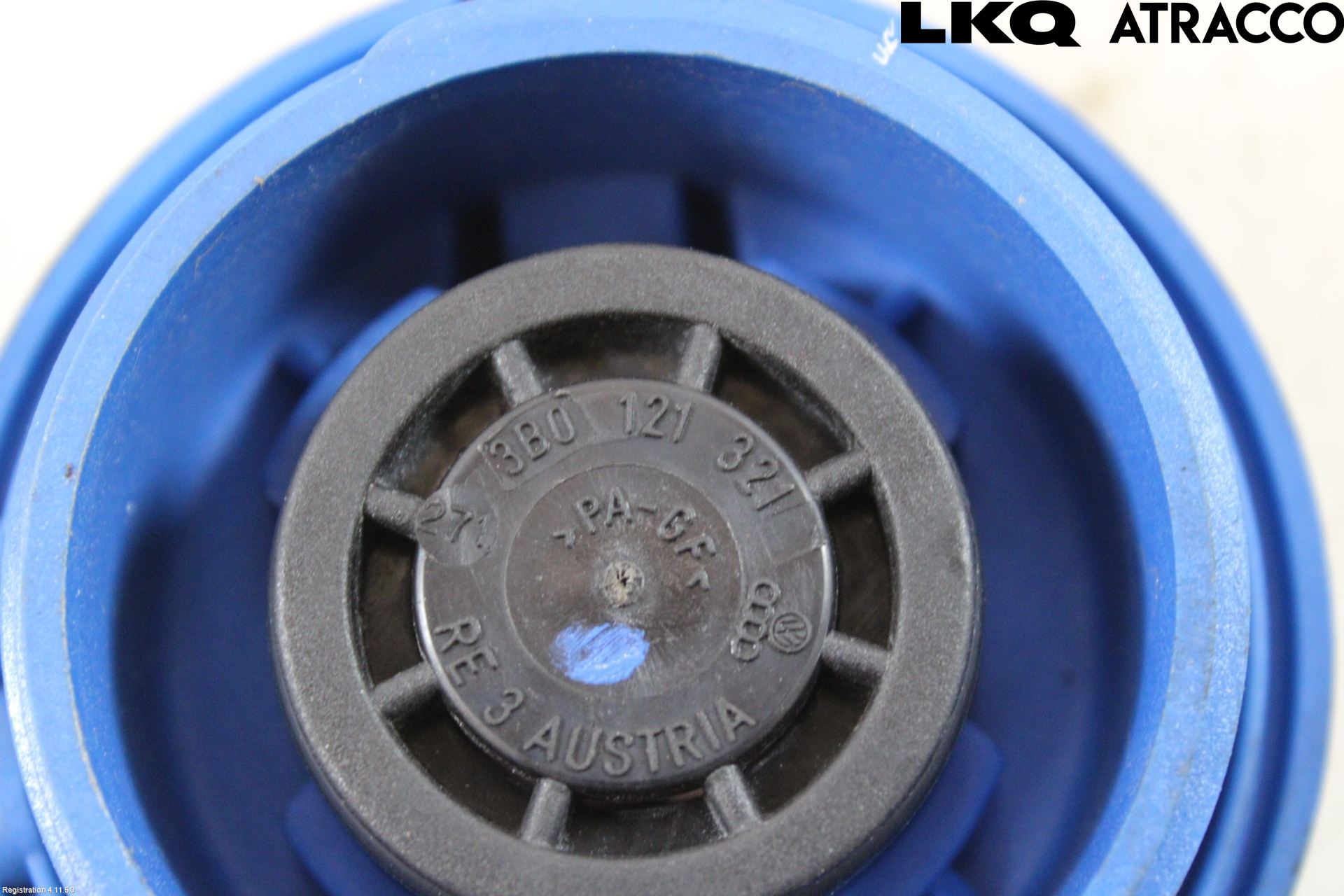Volkswagen VW GOLF VI 09-13 Expansionstank Lock