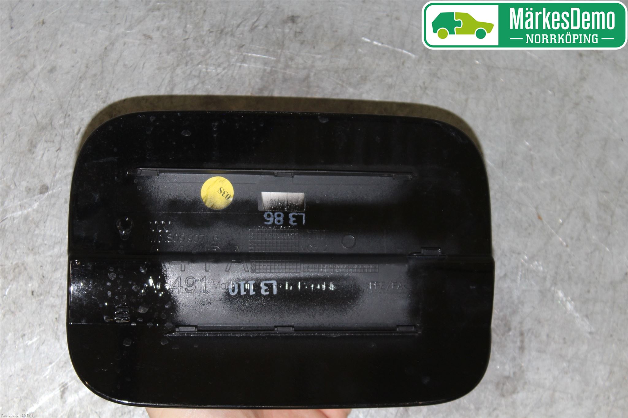 Audi A4/S4 B9 20- Tanklucka