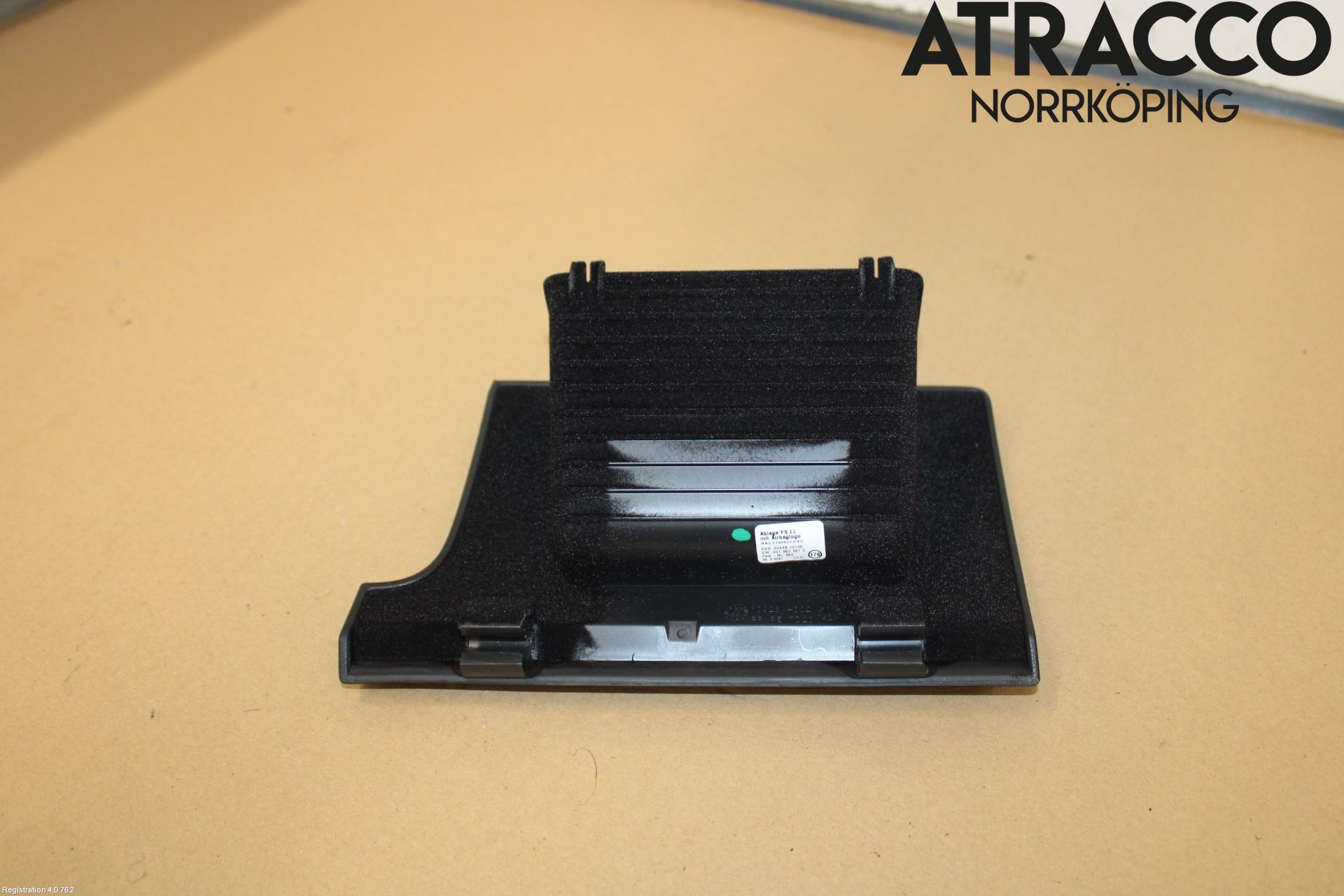 Volkswagen VW PASSAT 20-24 Instrumentbräda Förvaringsfack