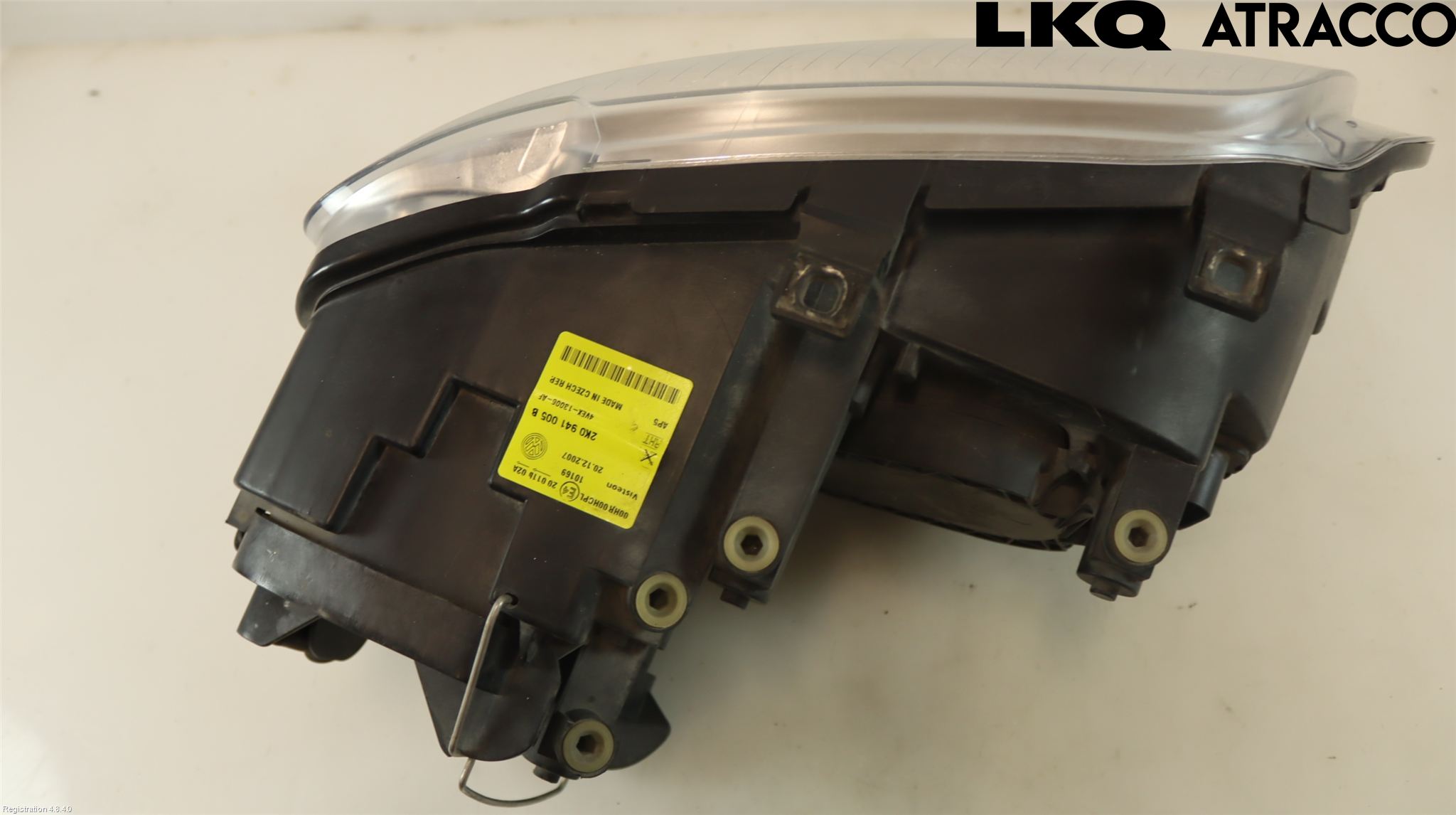 Volkswagen VW CADDY      04-10 Strålkastare Vänster