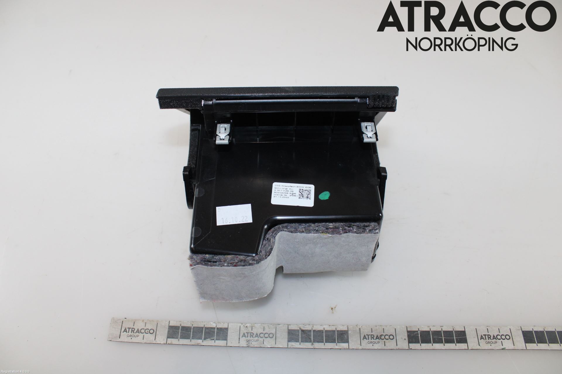 BMW 5 G30/G31/F90 17-23 Instrumentbräda Förvaringsfack