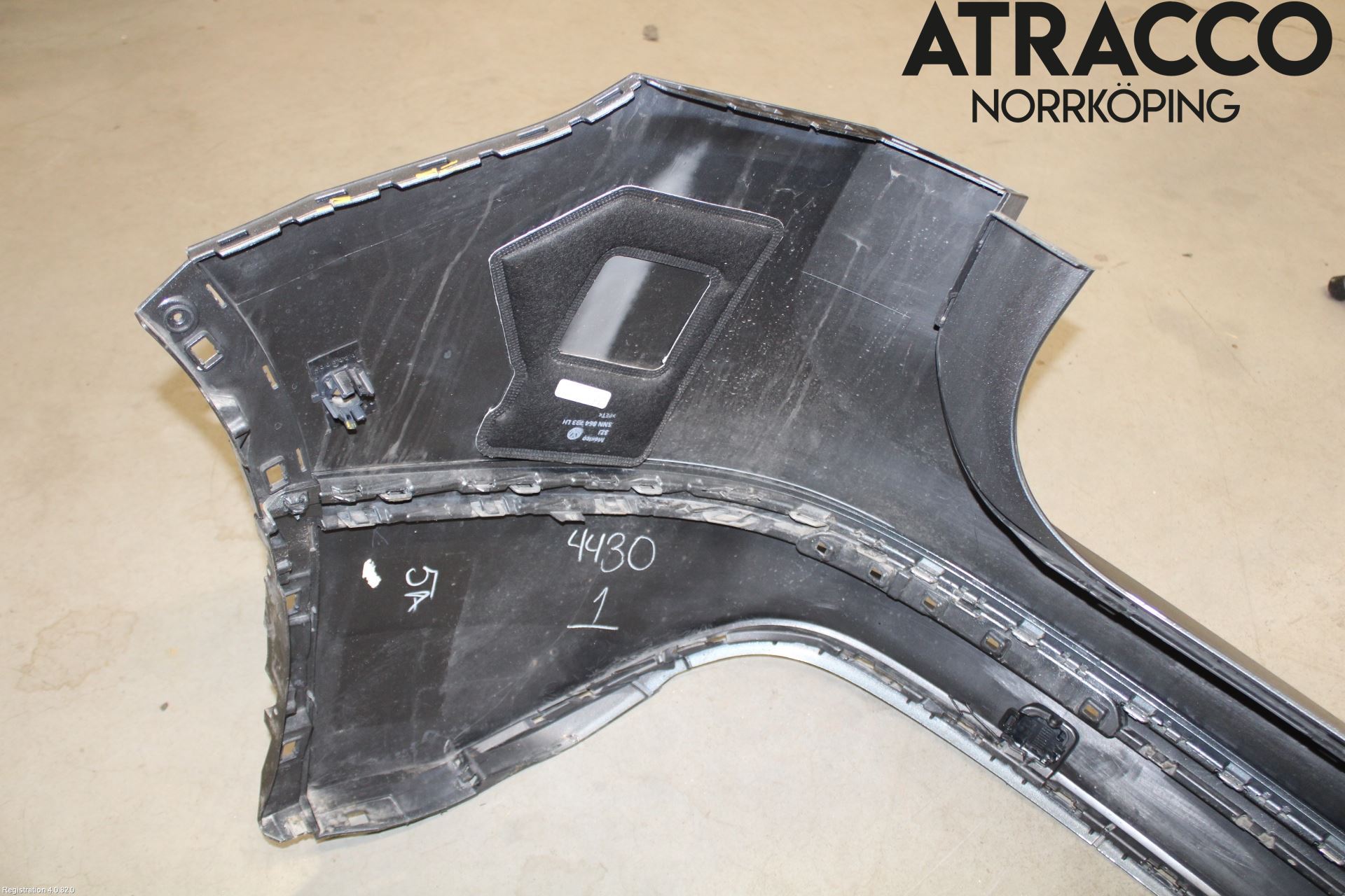 Volkswagen VW TIGUAN 16-24 Stötfångarbeklädnad Bak