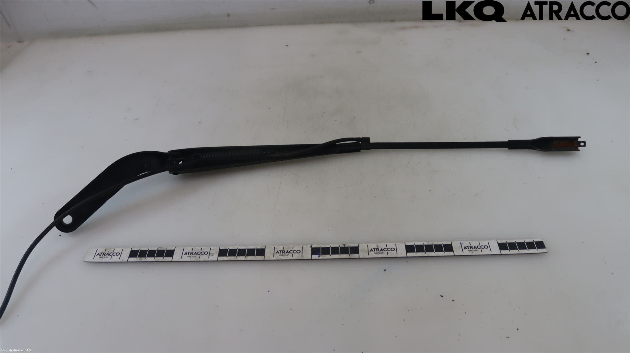 Mercedes-Benz MB SPRINTER (W906) 06-18 Torkararm Armar Vindruta