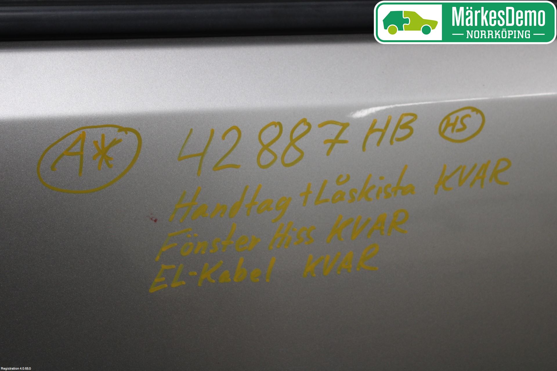 Nissan X-TRAIL     01-07 Dörr Bak Höger