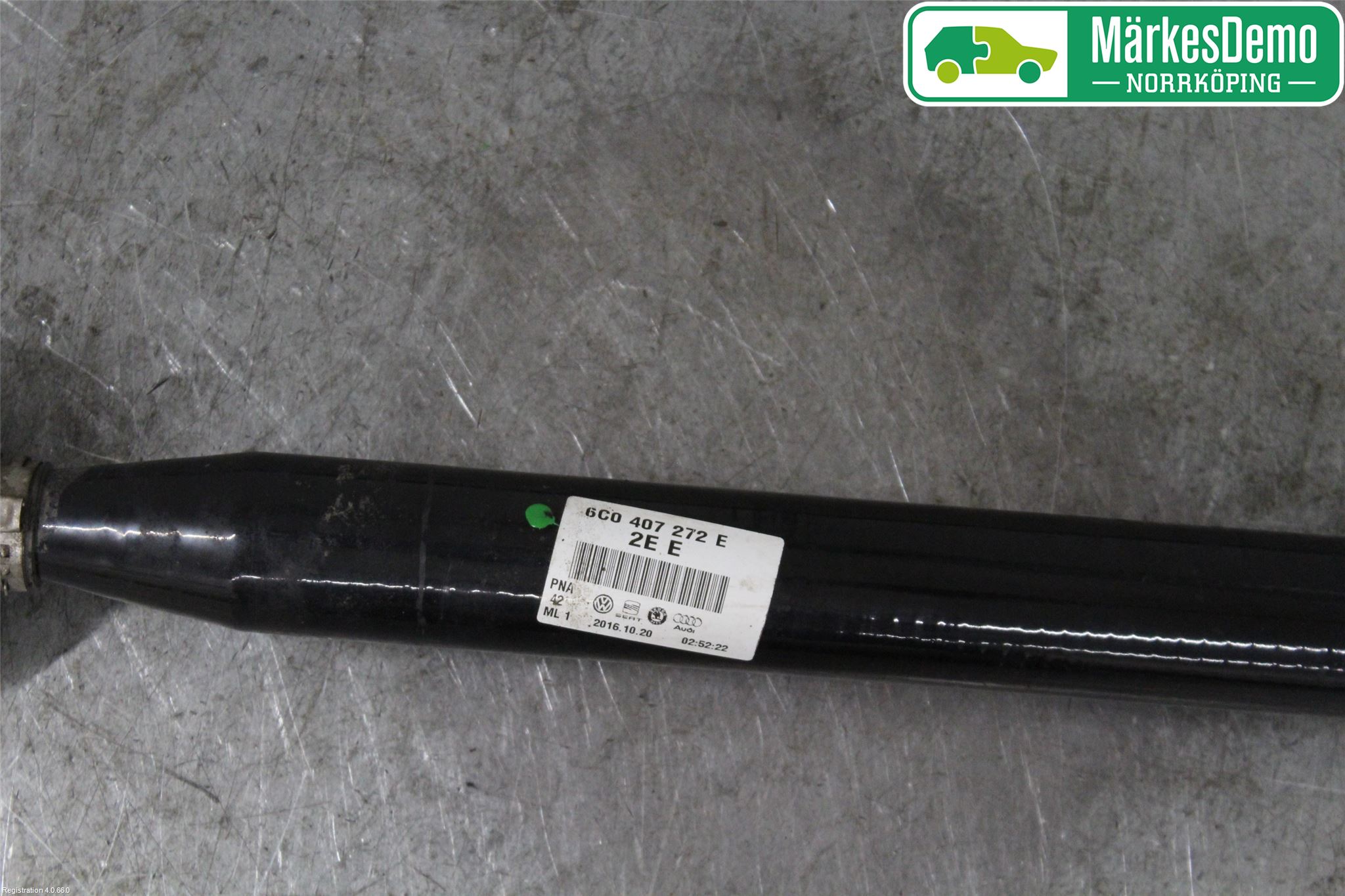 Volkswagen VW POLO 10-17 Drivaxel Fram Höger