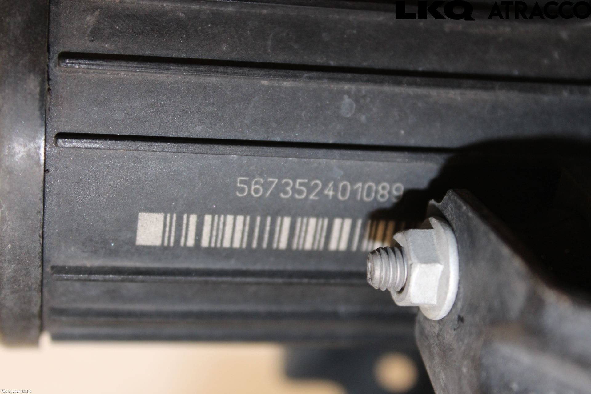 Jaguar XJ X350        03-09 Luftpump-Avgasrening