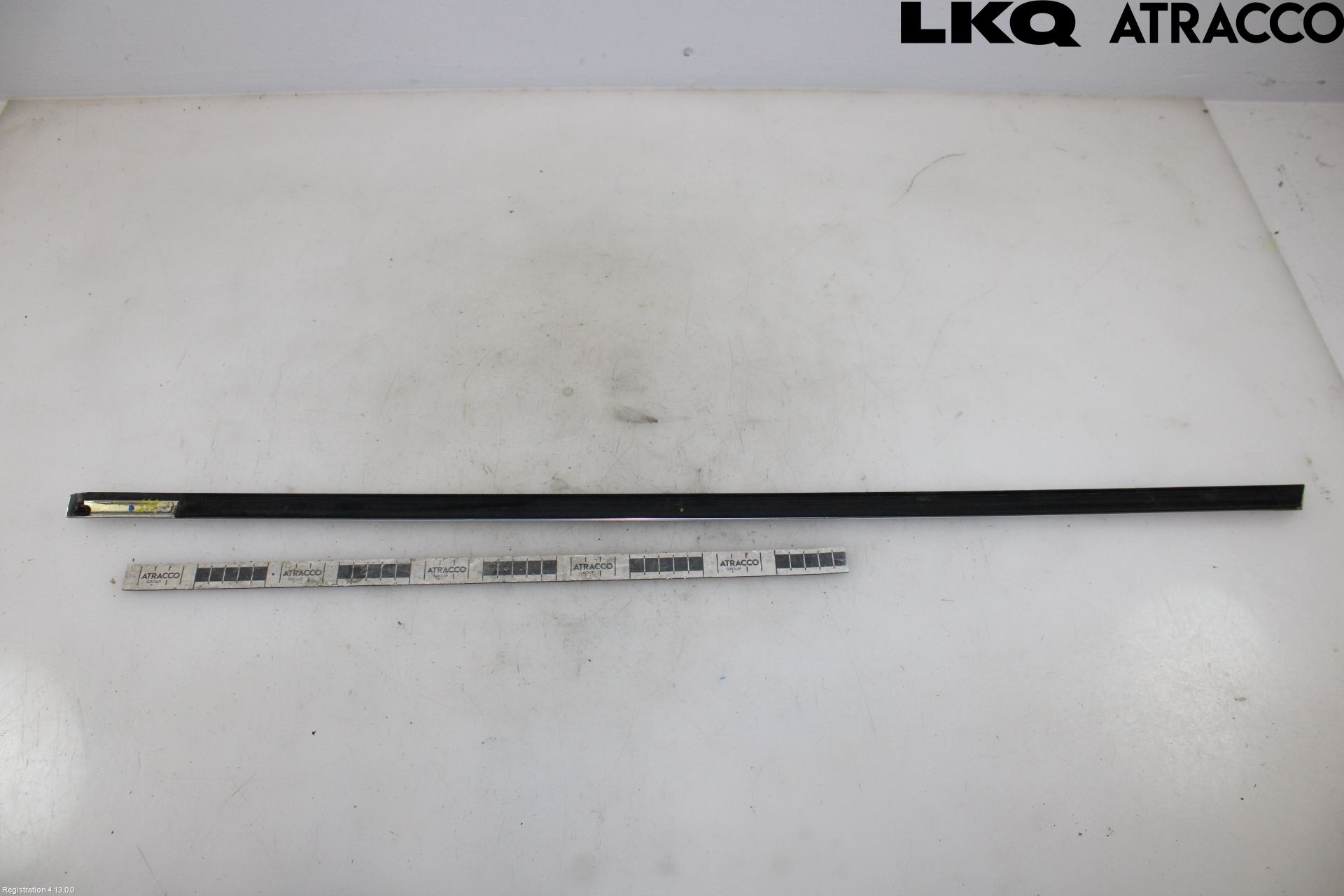 Volvo XC70 08-13 Dörr Dekorlist Fram Hö
