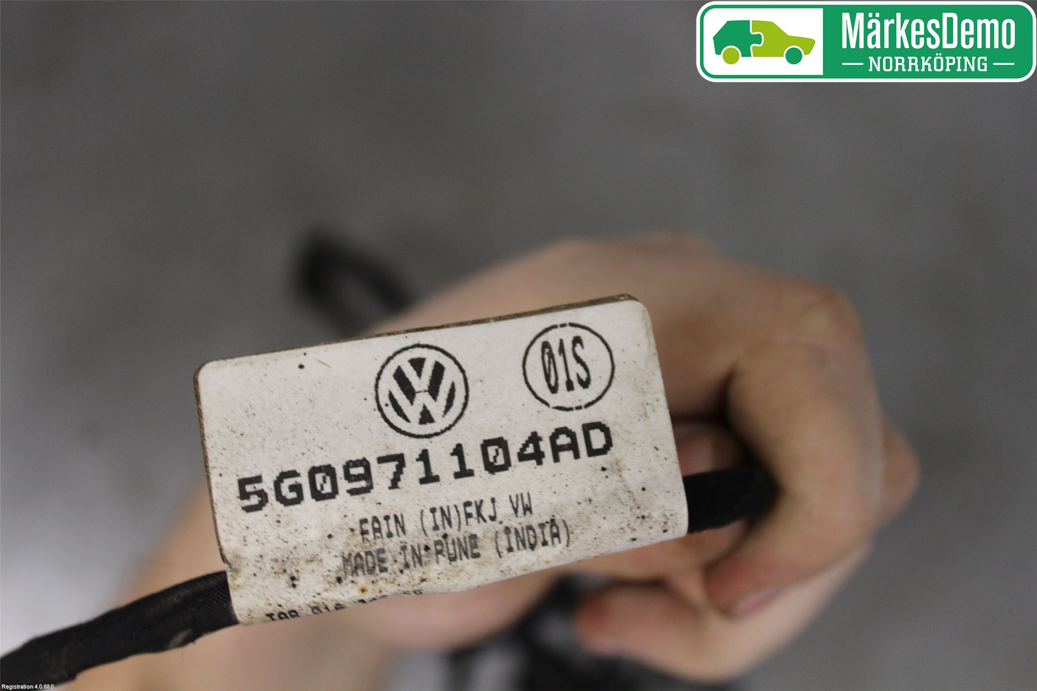 Volkswagen VW GOLF / E-GOLF VII 13-20 Parkeringshjälp Backsensor