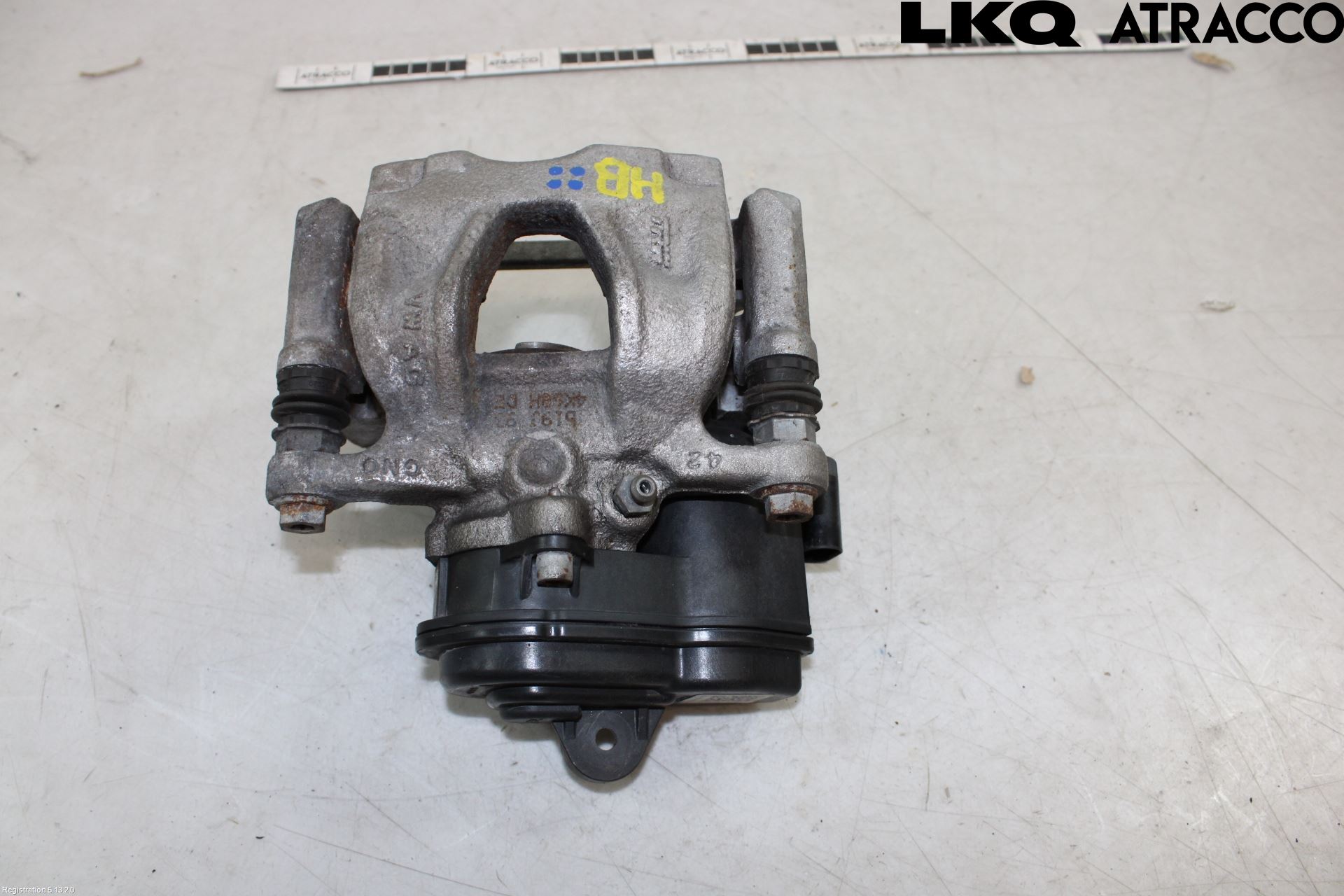 Audi A6 F2/C8 19- Bromsok Bak Höger