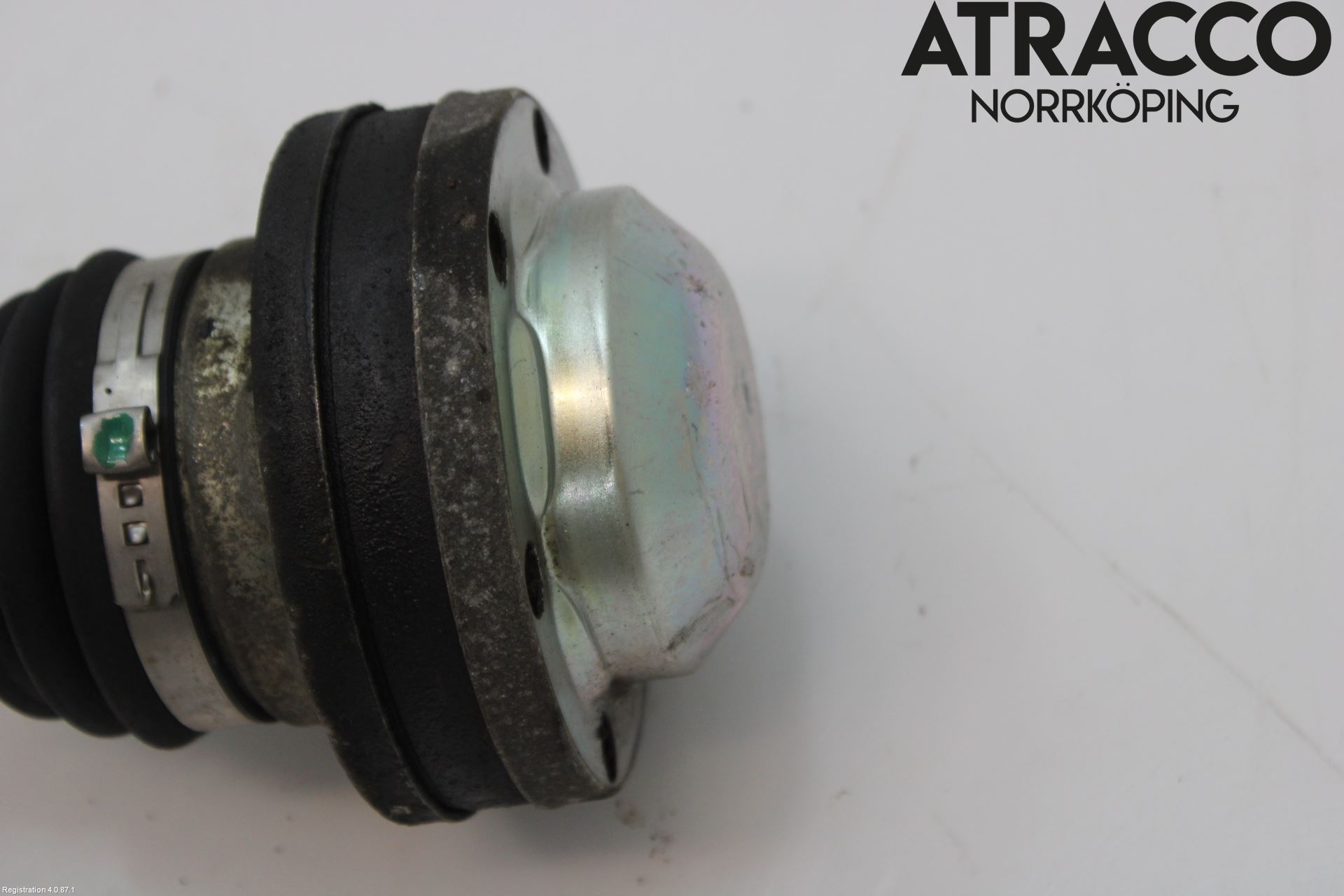 Audi Q5 09-16 Drivaxel Bak Vänster