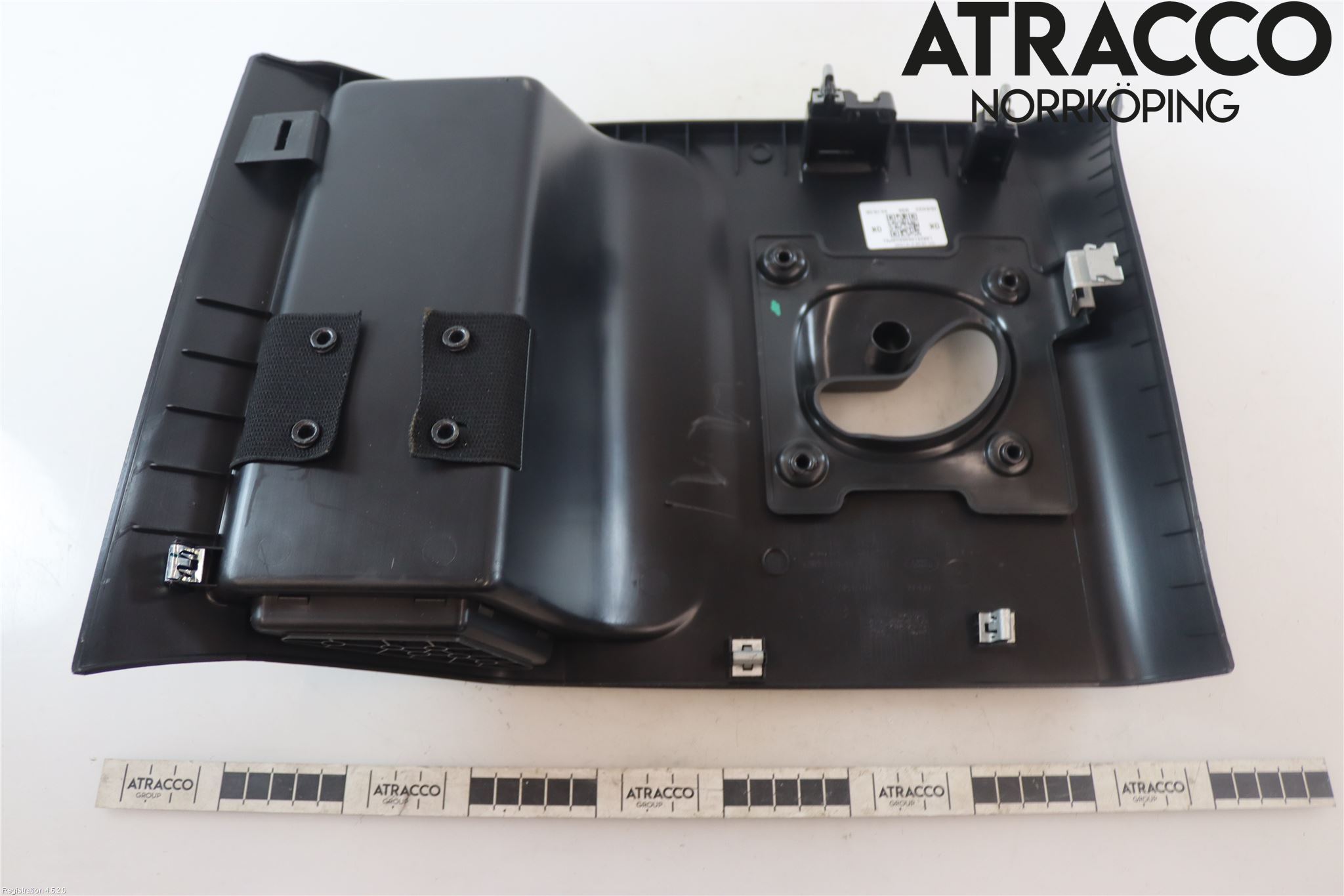 Landrover DEFENDER (L663) 20- Inr Plastd A-B-C Stolpe