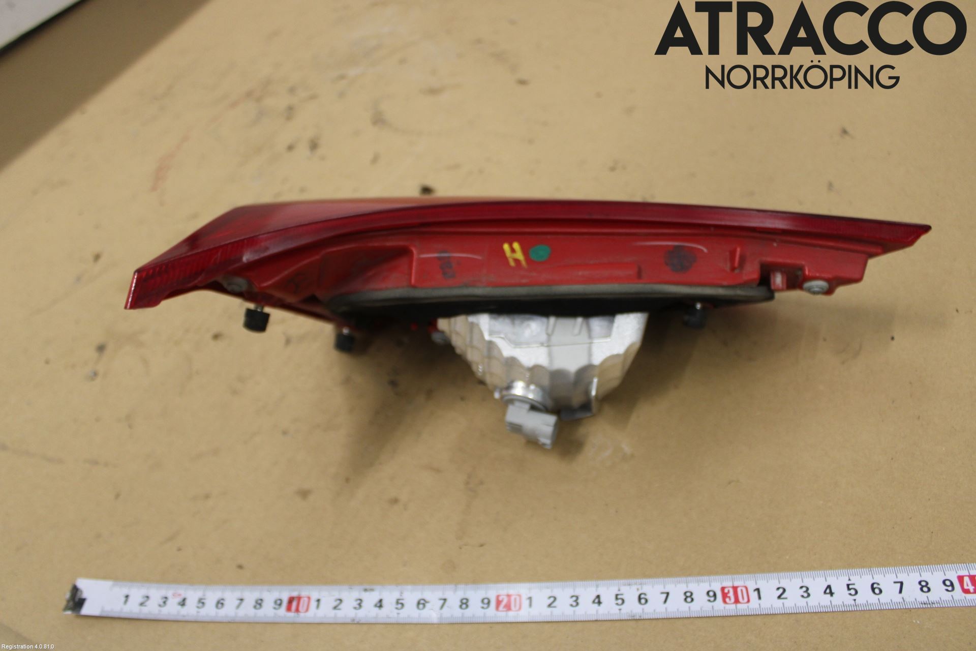 Toyota AURIS 13-19 Bakljus Lucka Hö