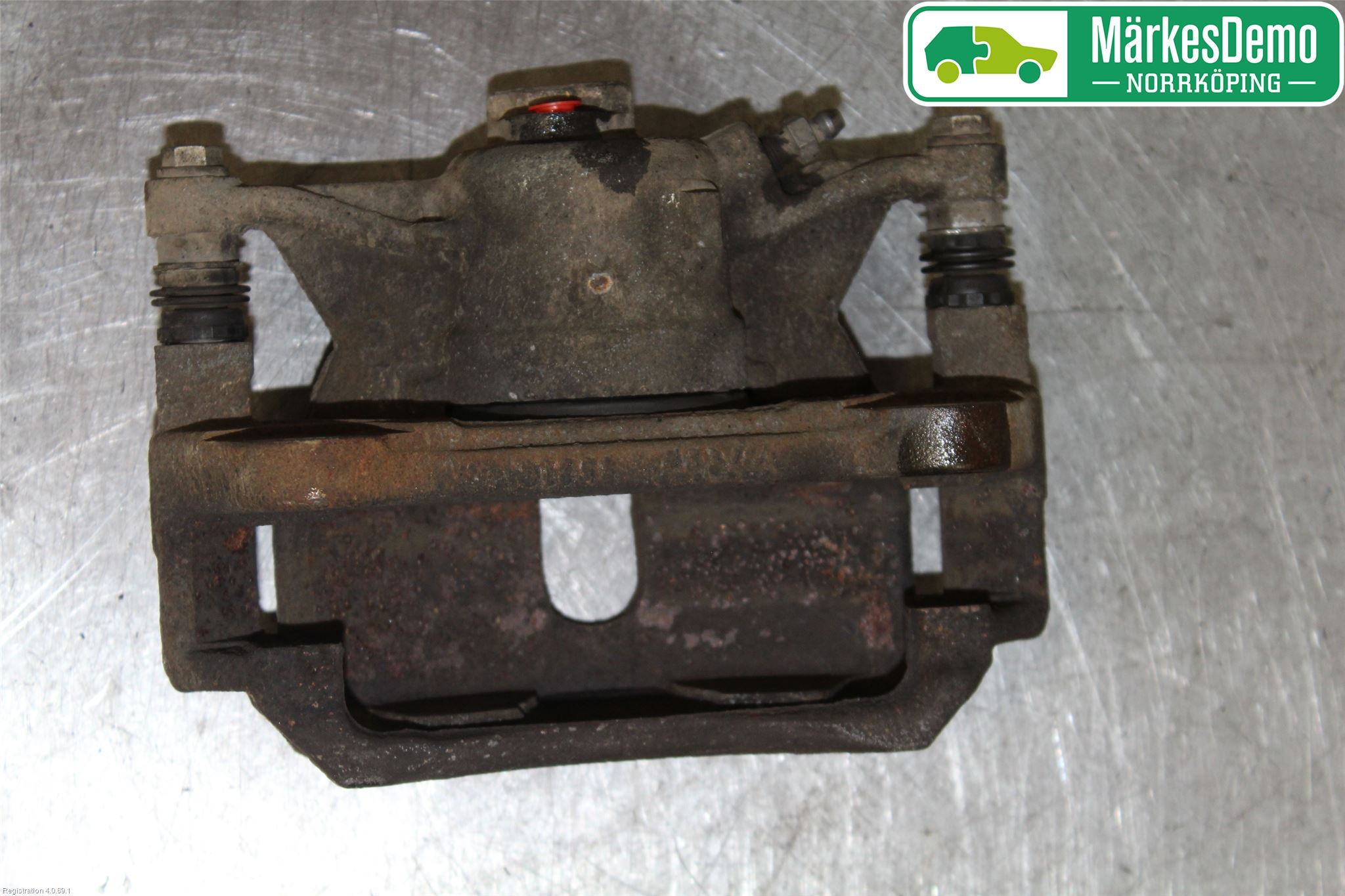 Volkswagen VW CADDY 16-20 Bromsok Fram Höger