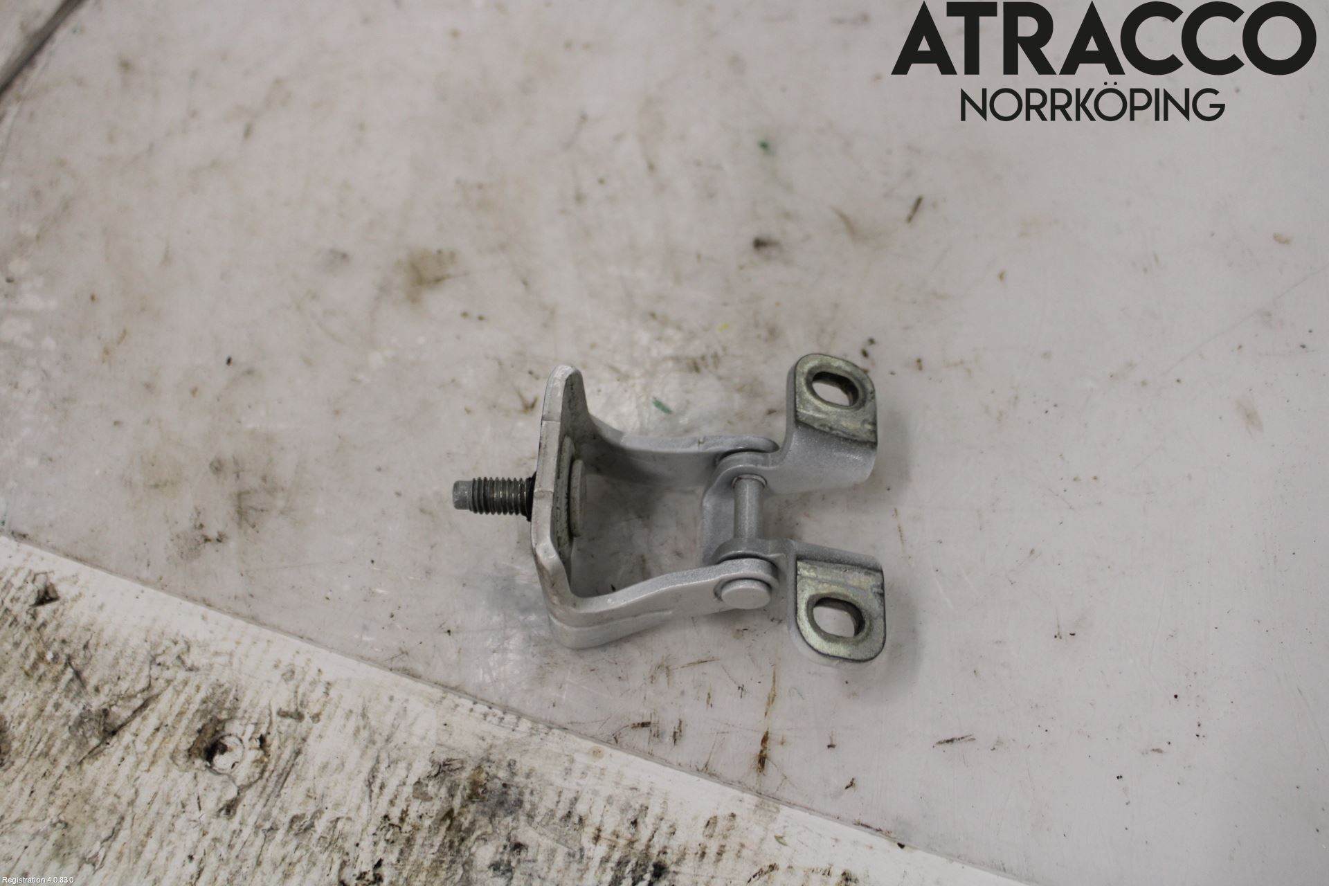 Seat ARONA Bakluckegångjärn Hö