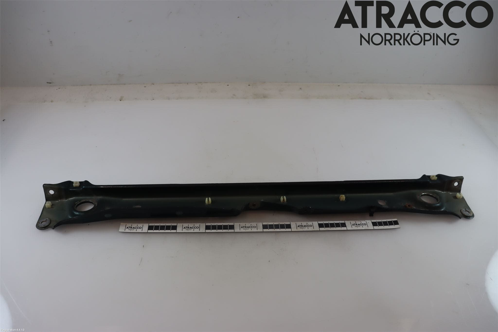 Toyota RAV 4 00-06 Frontplåt Övre