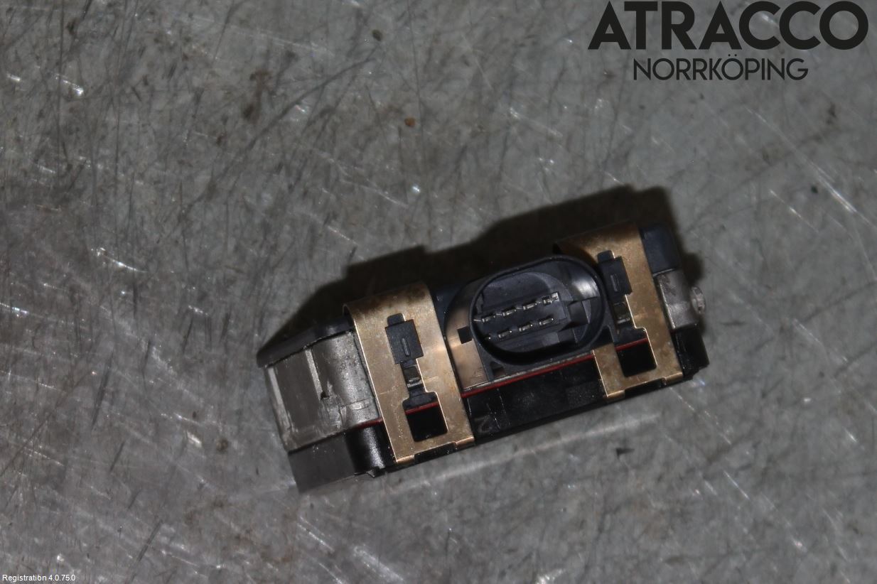 Volkswagen VW GOLF / E-GOLF VII 13-20 Sensor Aktivt Kollisionsskydd