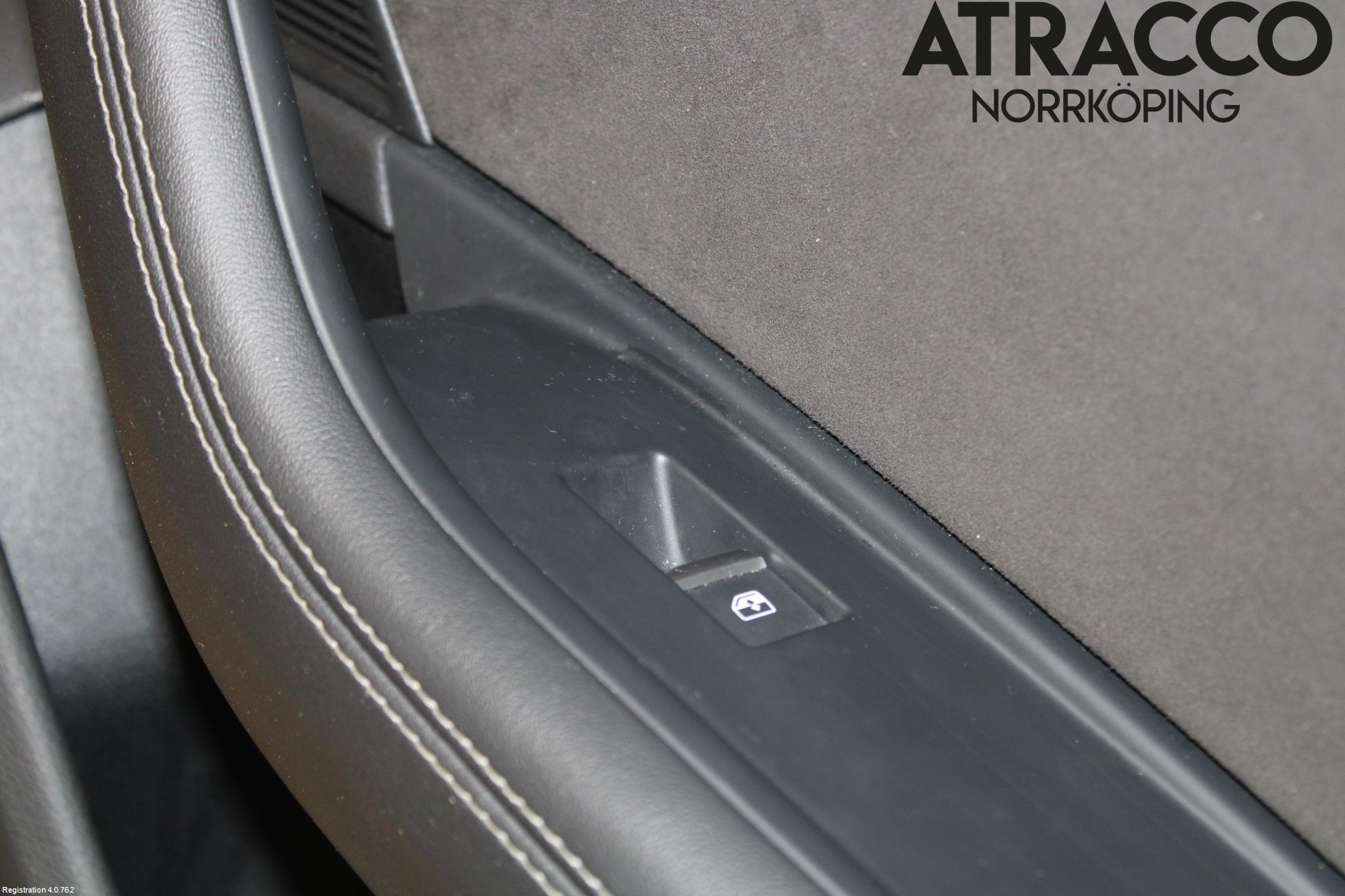 Audi A4/S4 B9 16-19 Dörrklädsel Hö