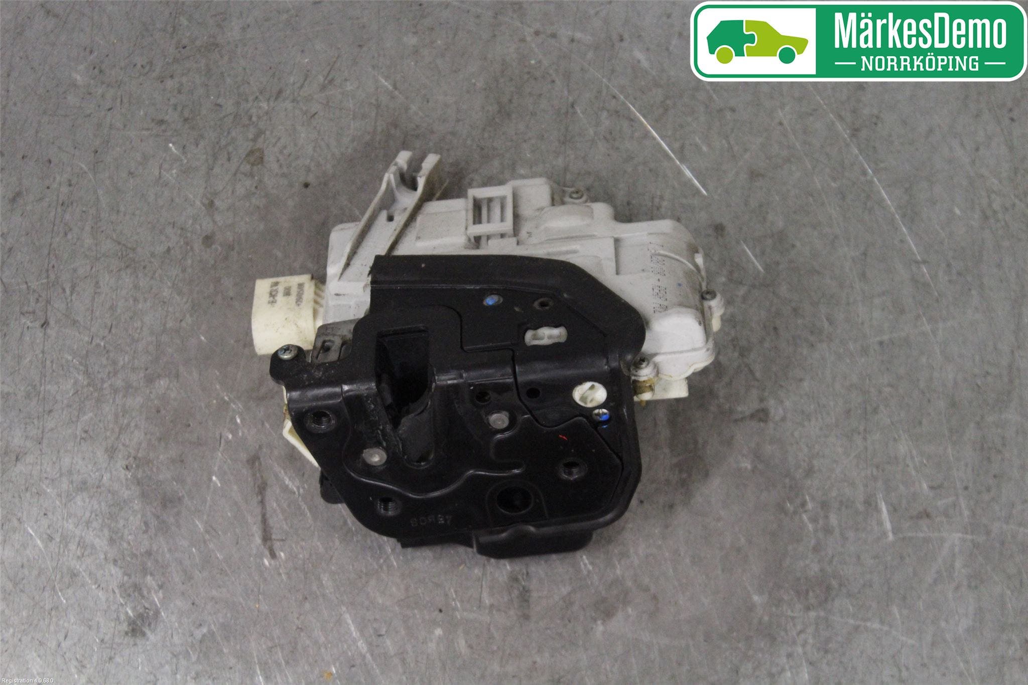 Audi A6/S6 05-11 Låskista-Dörrlås