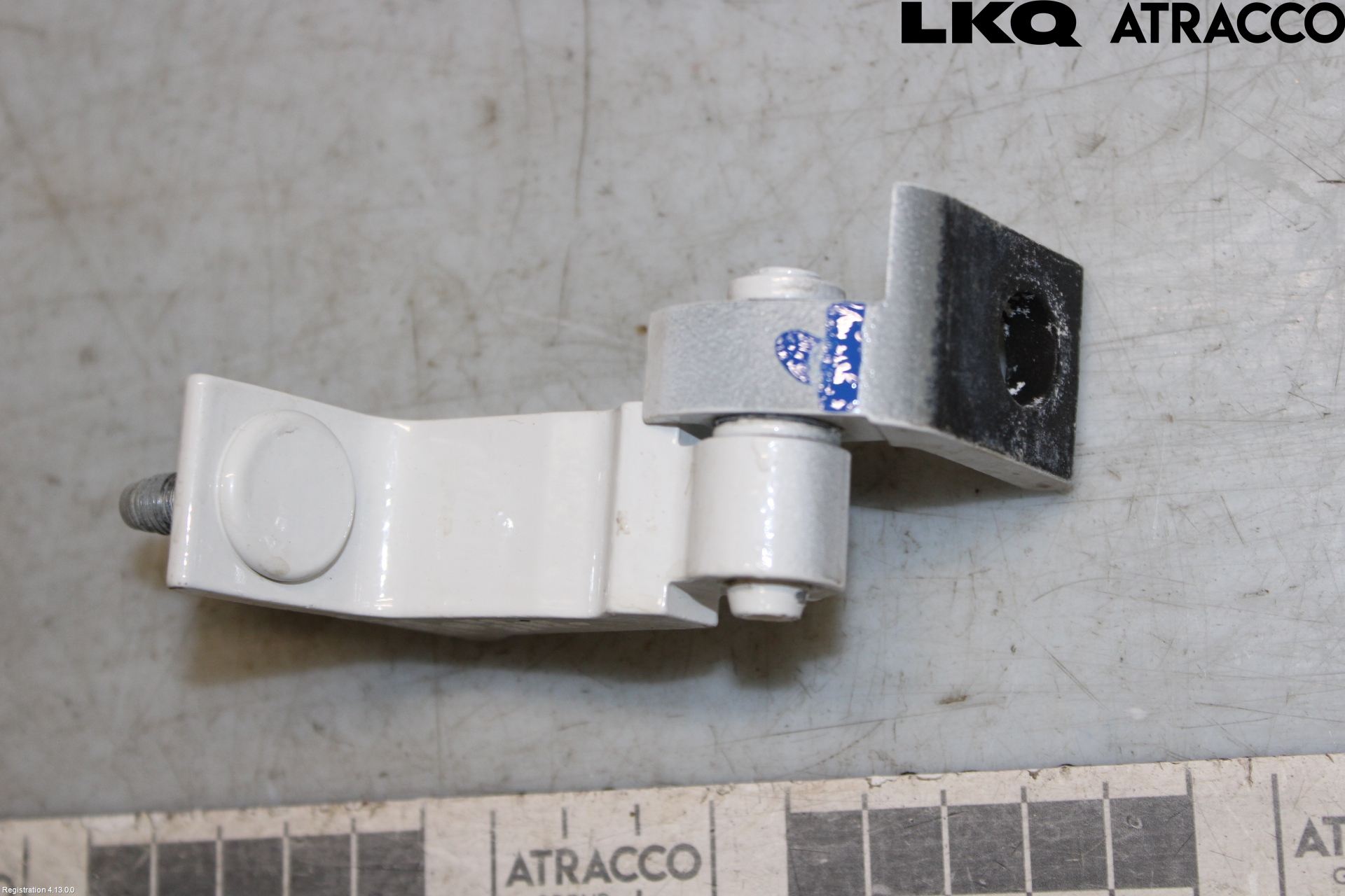 Volkswagen VW TOUAREG CR 18- Dörrgångjärn