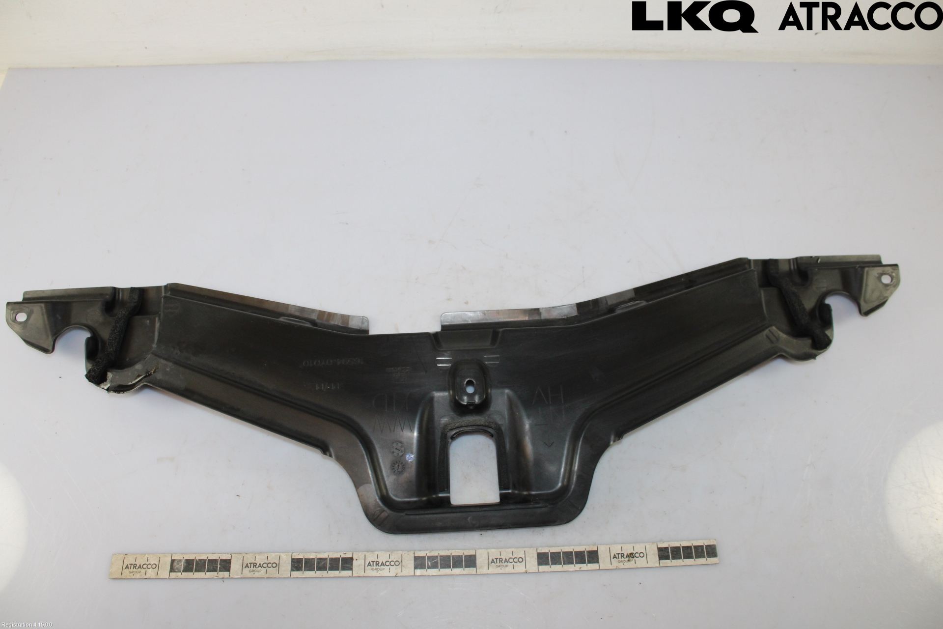 Toyota AURIS 13-19 Täckplast Front
