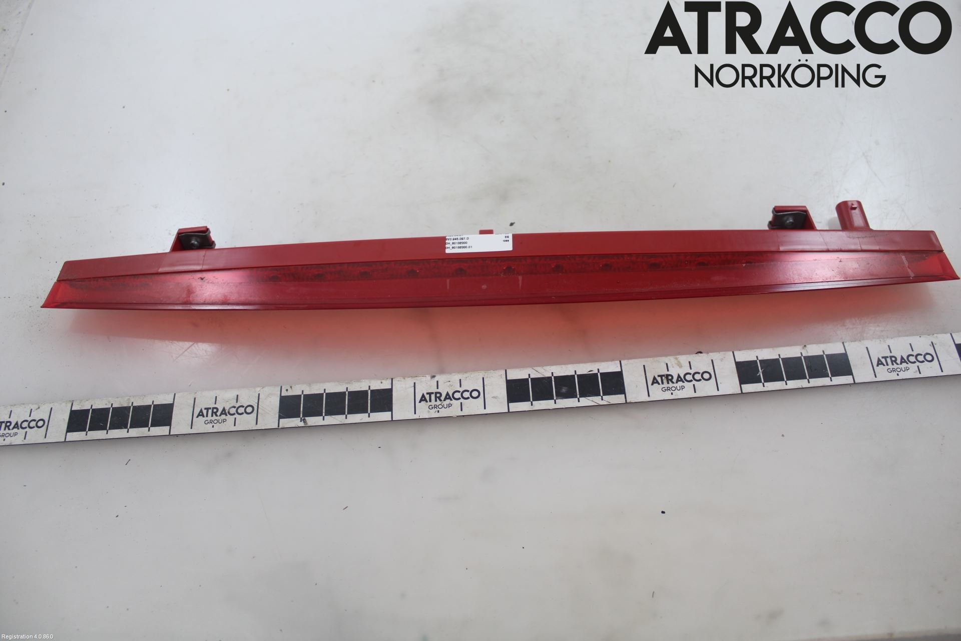 Volkswagen VW TRANSP/CARAVELLE (T7) 22-24 Bromsljus Bakruta