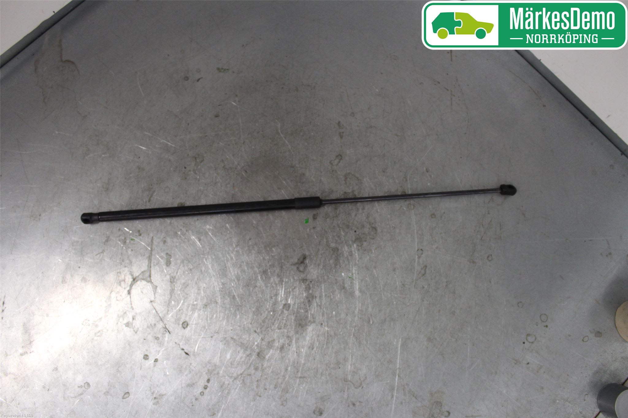 Audi A3/S3 8V 13-20 Gasfjäder Motorhuv