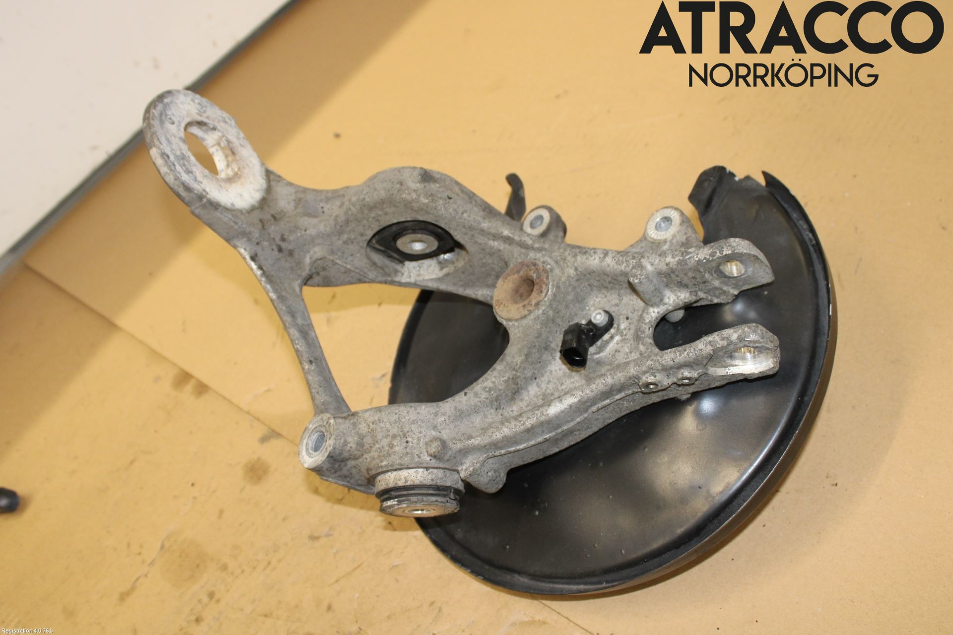 Audi A4 12-15 Hjullagerhus-Spindel Vä B