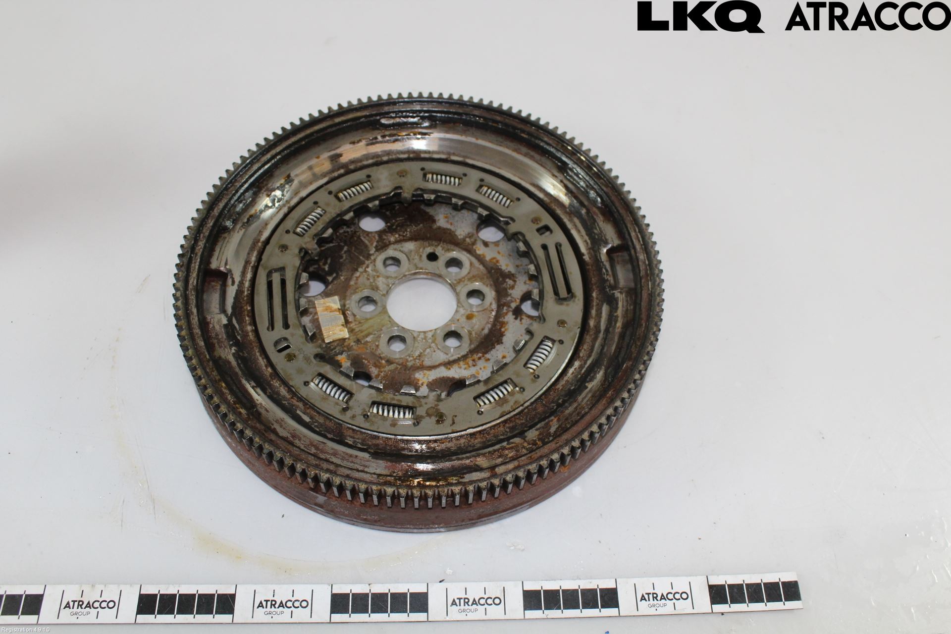 Volkswagen VW GOLF / E-GOLF VIII 20- Svänghjul Aut