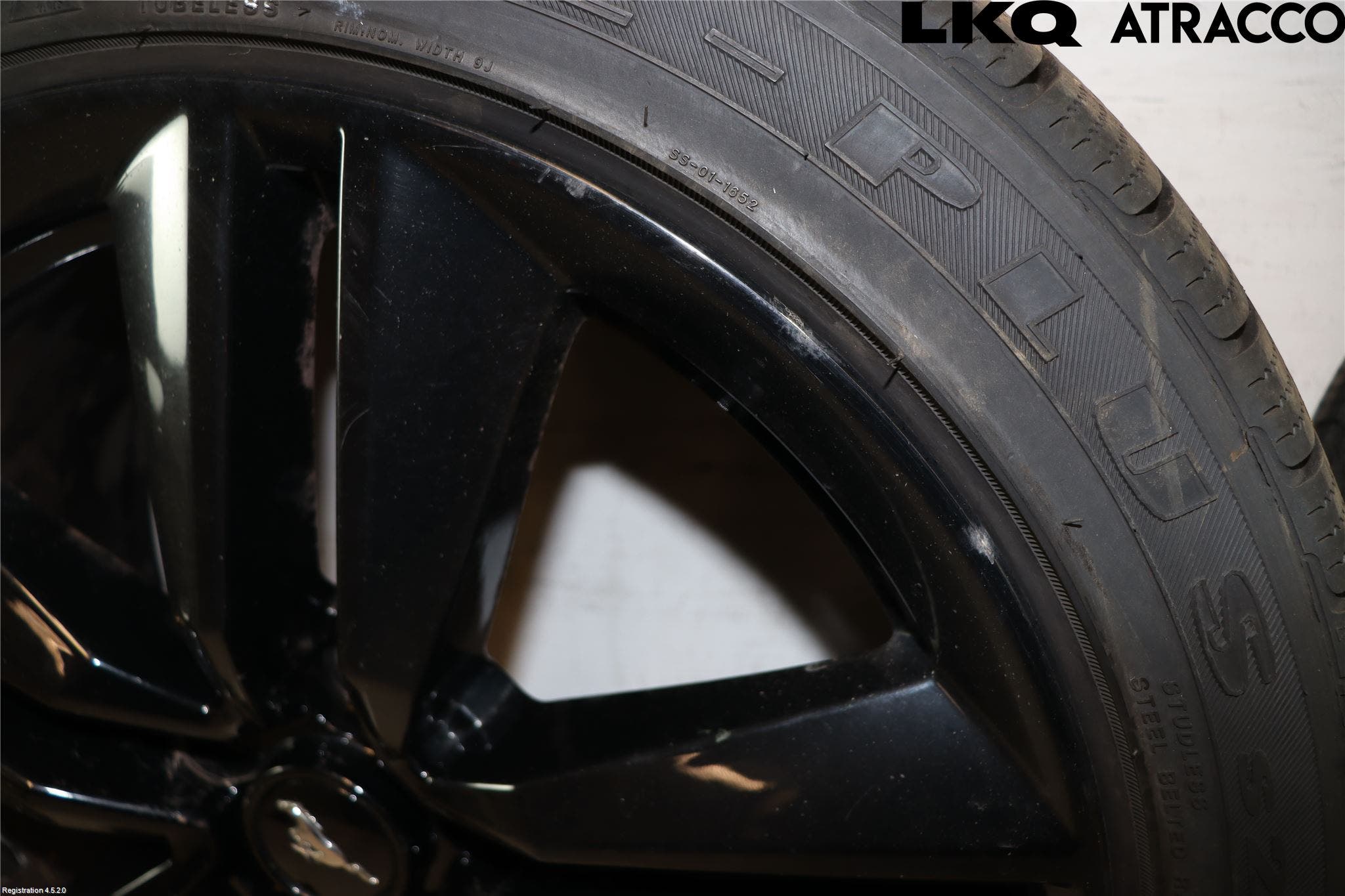 Ford MUSTANG VI 15-22 Vinterdäck Alumfälg 4St