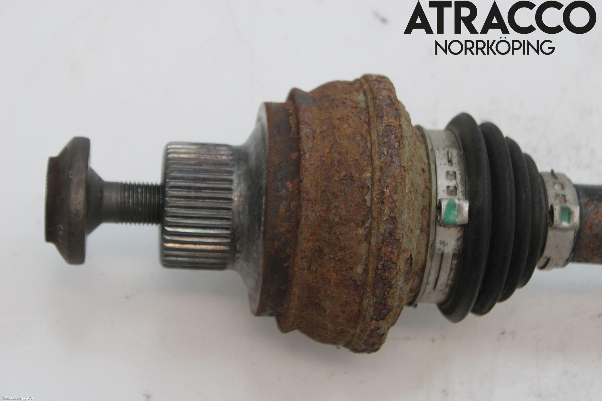 Audi Q5 09-16 Drivaxel Bak Vänster
