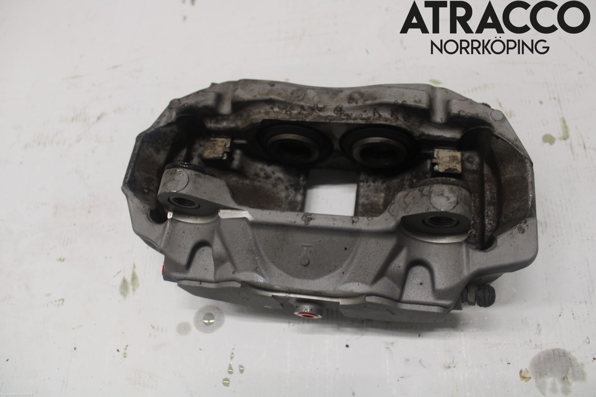 Audi A4/S4 B9 16-19 Bromsok Fram Höger