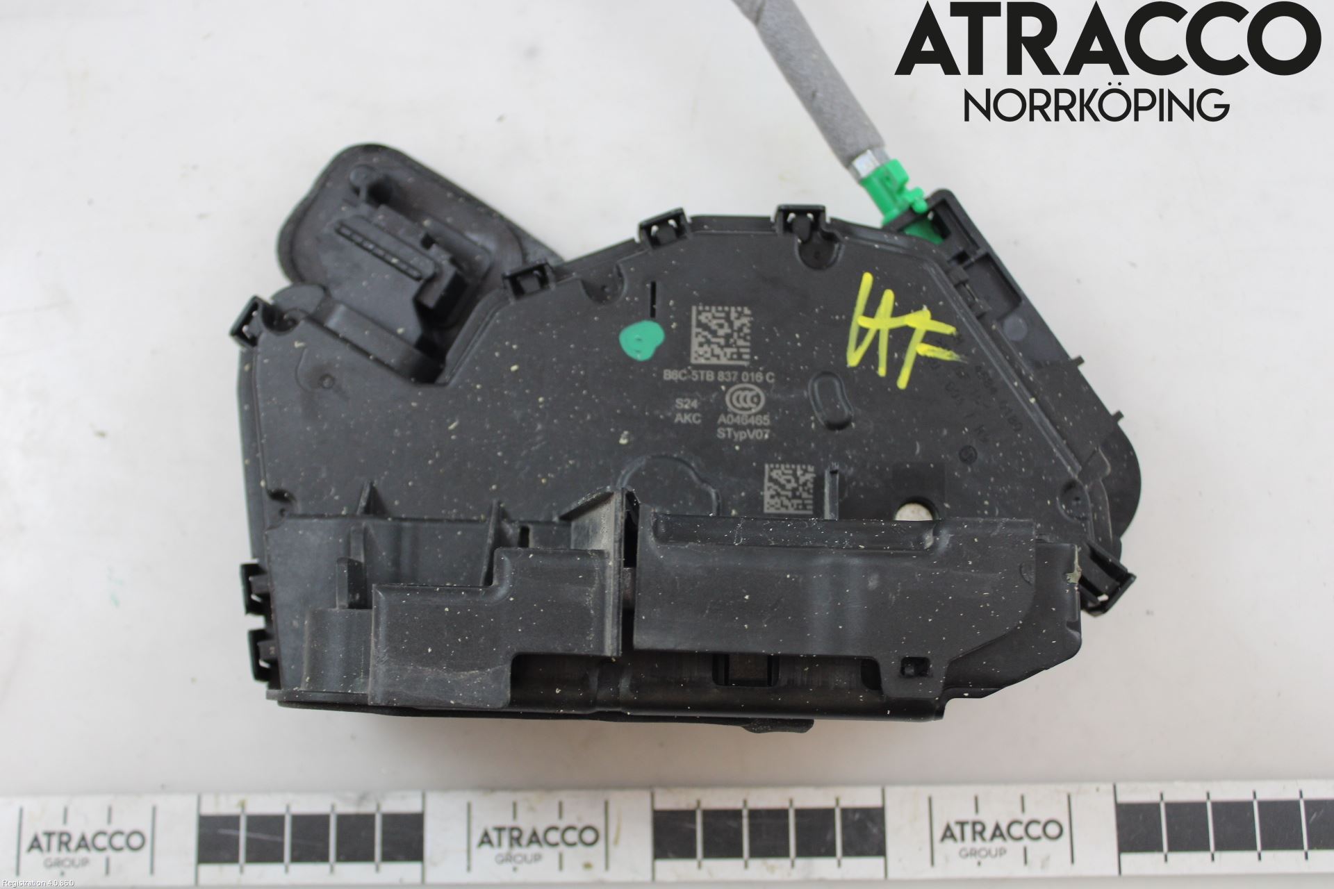 Audi Q3 F3 19- Låskista-Dörrlås